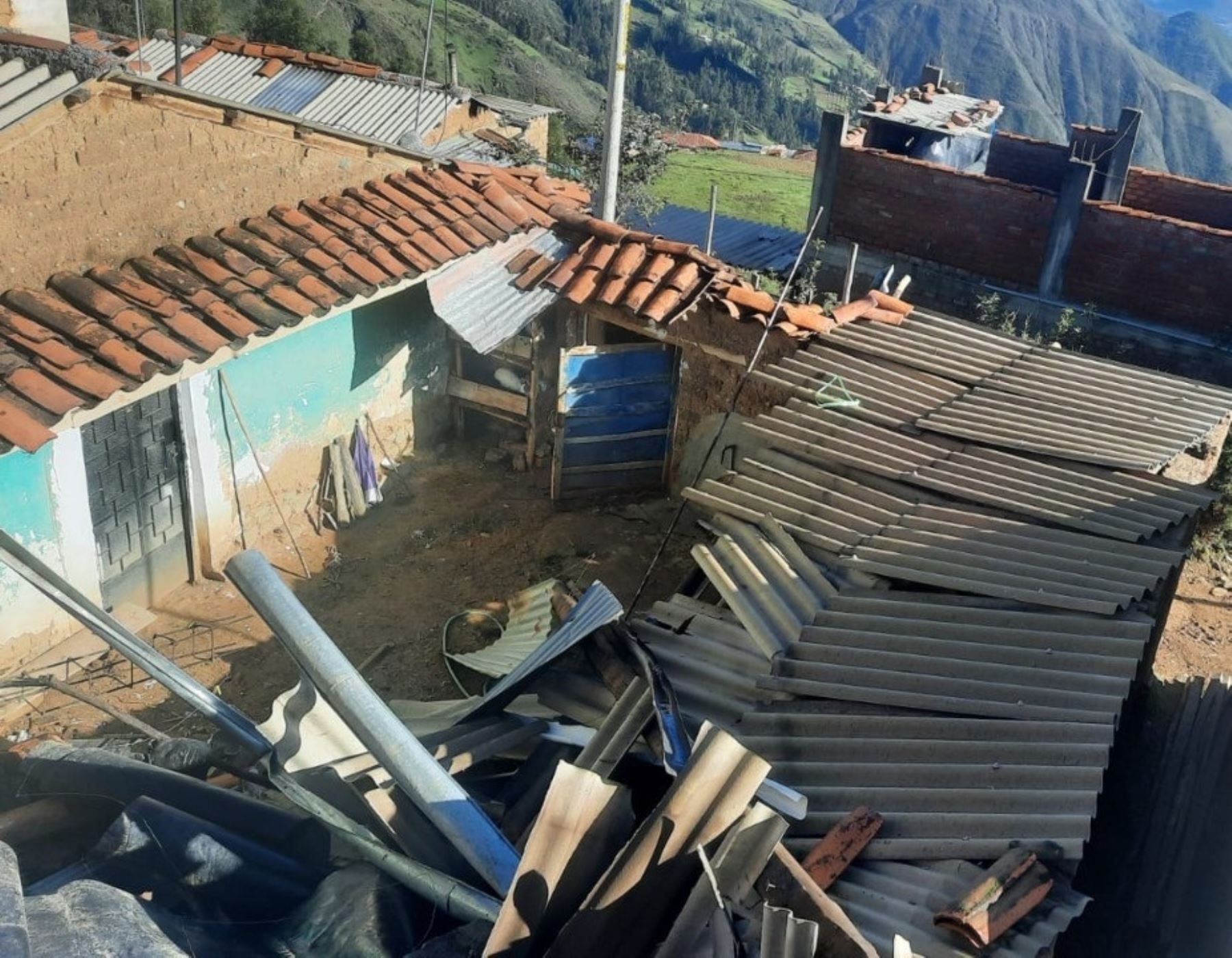 Lluvias intensas dañan cuatro viviendas en distrito de Jangas, en la sierra de la región Áncash. Foto: ANDINA/difusión.