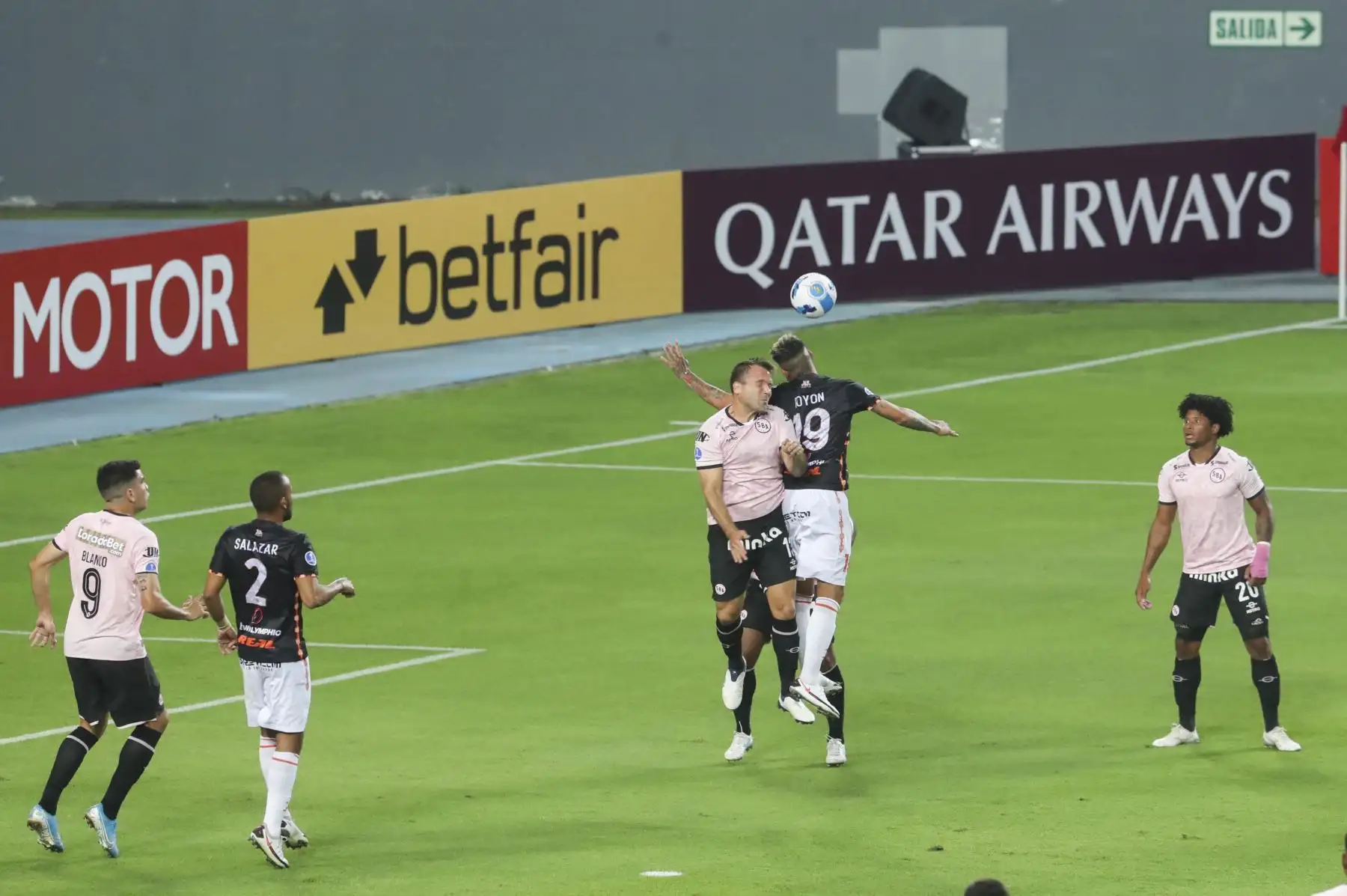 Sport Boys se enfrenta a Ayacucho FC en partido de vuelta de la Fase 1 de la Copa Sudamericana en el Estadio Nacional. Foto: ANDINA/Carla Patiño Ramírez