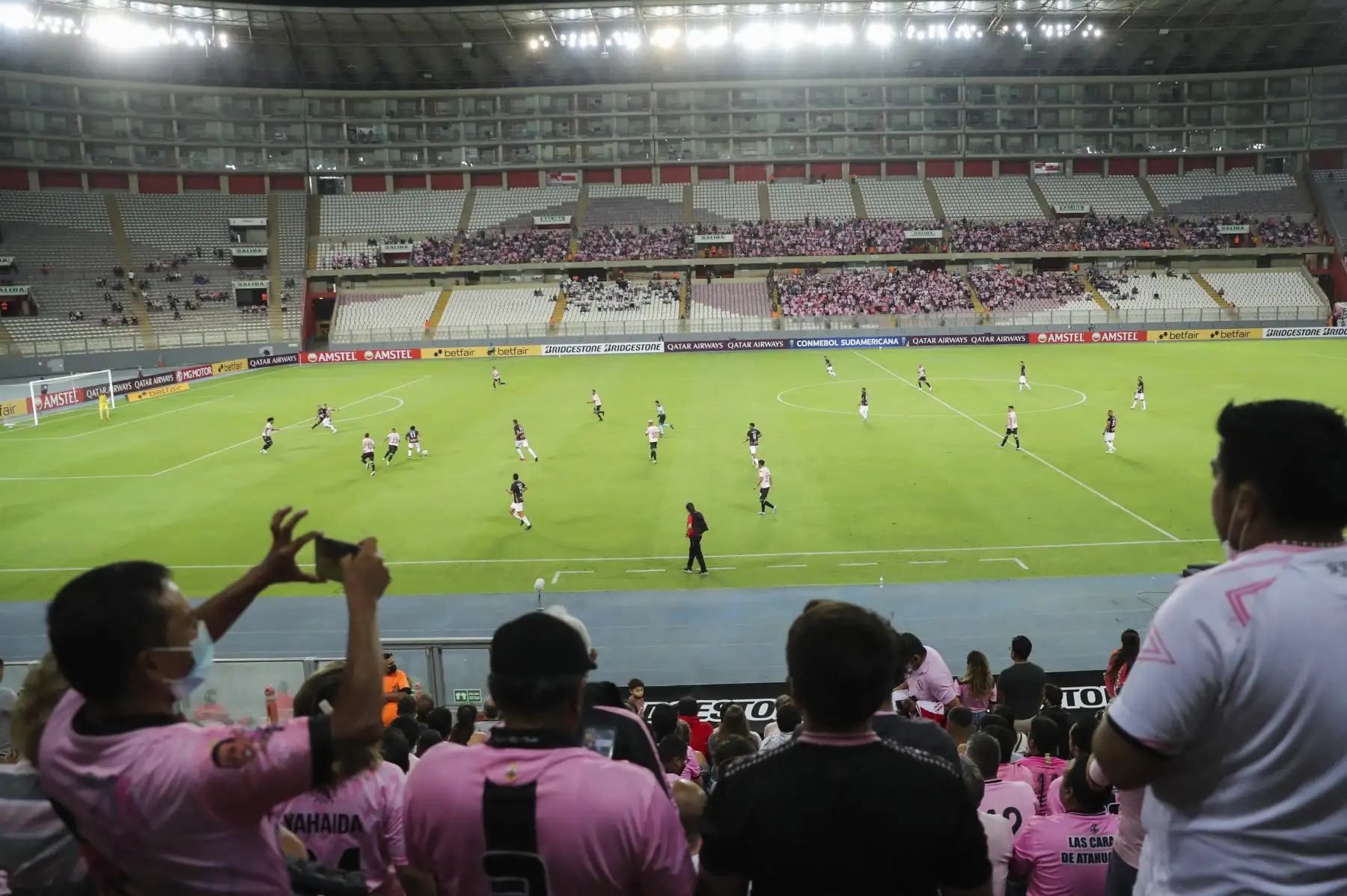 Sport Boys se enfrenta a Ayacucho FC en partido de vuelta de la Fase 1 de la Copa Sudamericana en el Estadio Nacional. Foto: ANDINA/Carla Patiño Ramírez