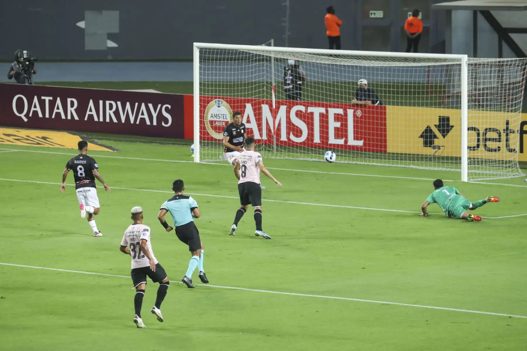 Sport Boys se enfrenta a Ayacucho FC en partido de vuelta de la Fase 1 de la Copa Sudamericana en el Estadio Nacional. Foto: ANDINA/Carla Patiño Ramírez
