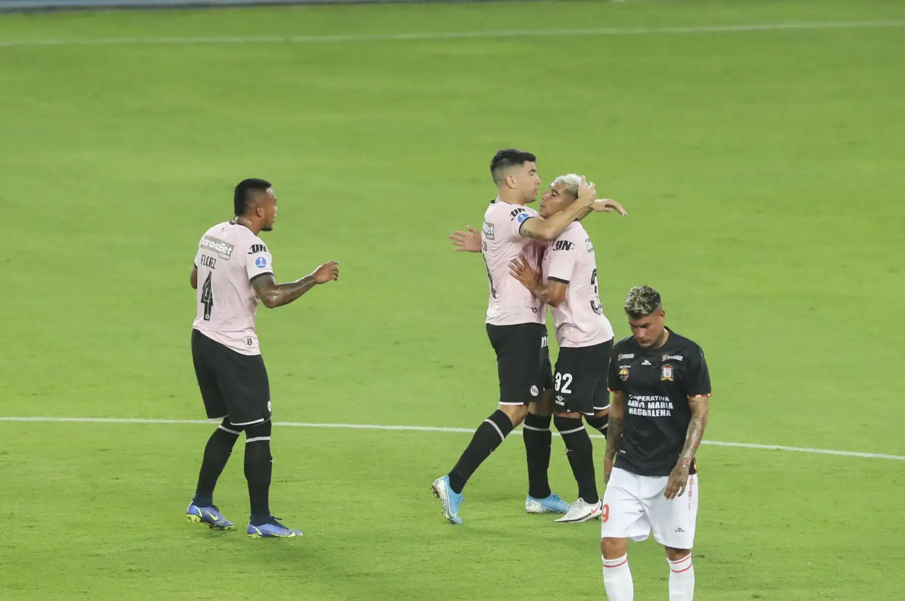 Sport Boys se enfrenta a Ayacucho FC en partido de vuelta de la Fase 1 de la Copa Sudamericana en el Estadio Nacional. Foto: ANDINA/Carla Patiño Ramírez