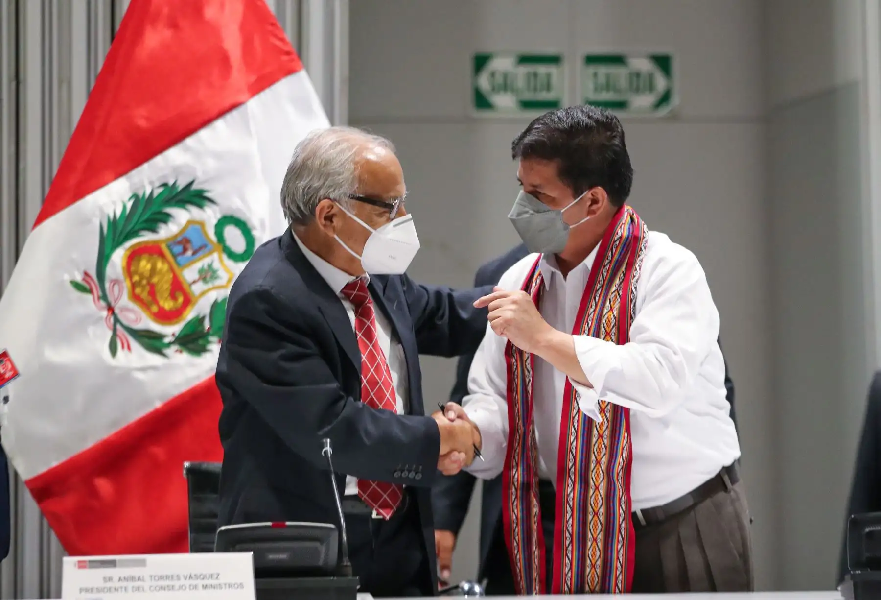 El presidente Pedro Castillo, junto con el primer ministro Aníbal Torres, participa en la reunión ejecutiva con alcaldesas y alcaldes distritales. Foto: ANDINA/Prensa Presidencia