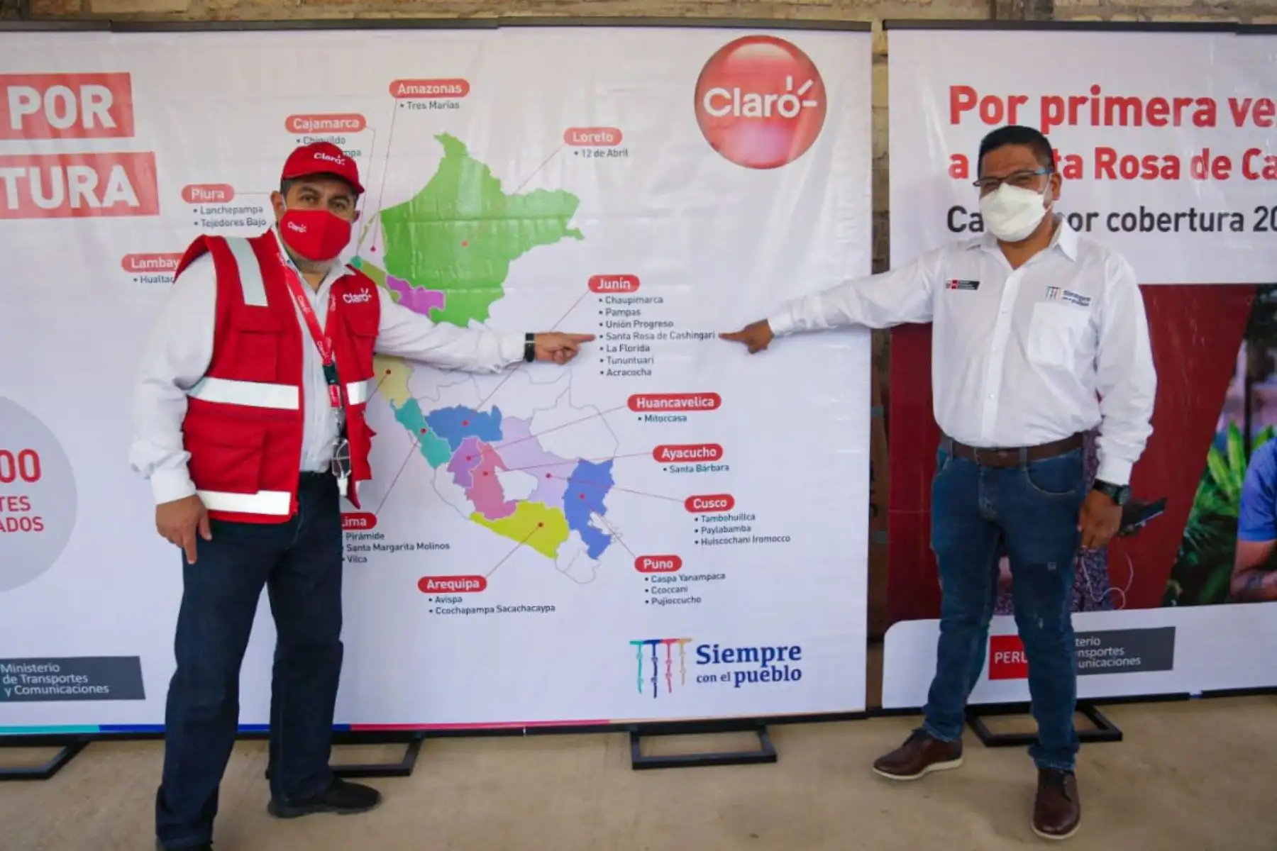 La puesta en marcha de esta antena 4G en Santa Rosa de Cashingari, Satipo, forma parte del paquete de 136 localidades en 18 regiones, que contarán por primera vez con internet. Foto: ANDINA/MTC