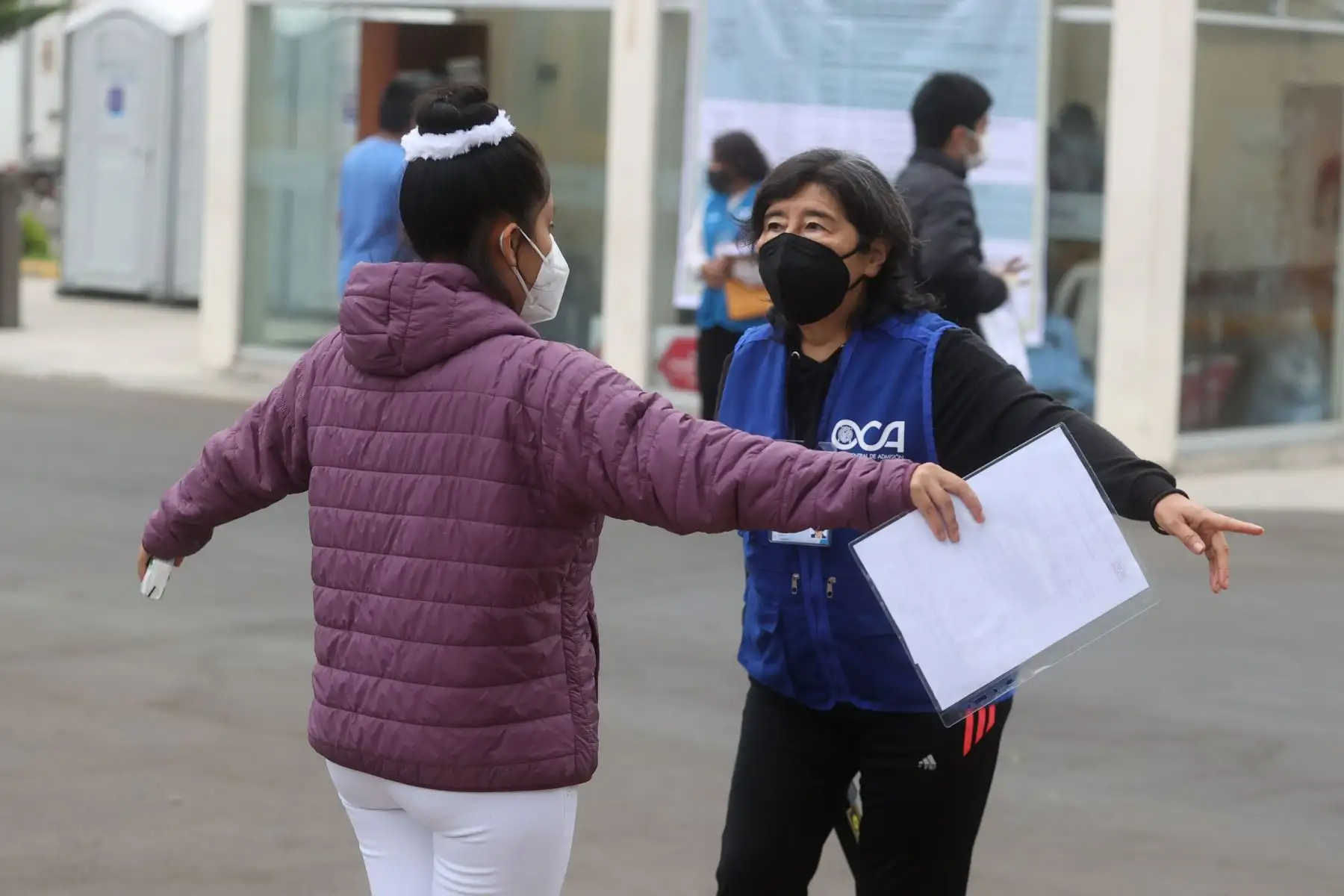 Más de 11,000 postulantes de las áreas académicas de Ingeniería y de Humanidades y Ciencias Jurídicas y Sociales de la UNMSM rendirán el examen de admisión presencial donde buscarán obtener una vacante de ingreso a la Decana de América.
Foto: ANDINA/Vidal Tarqui