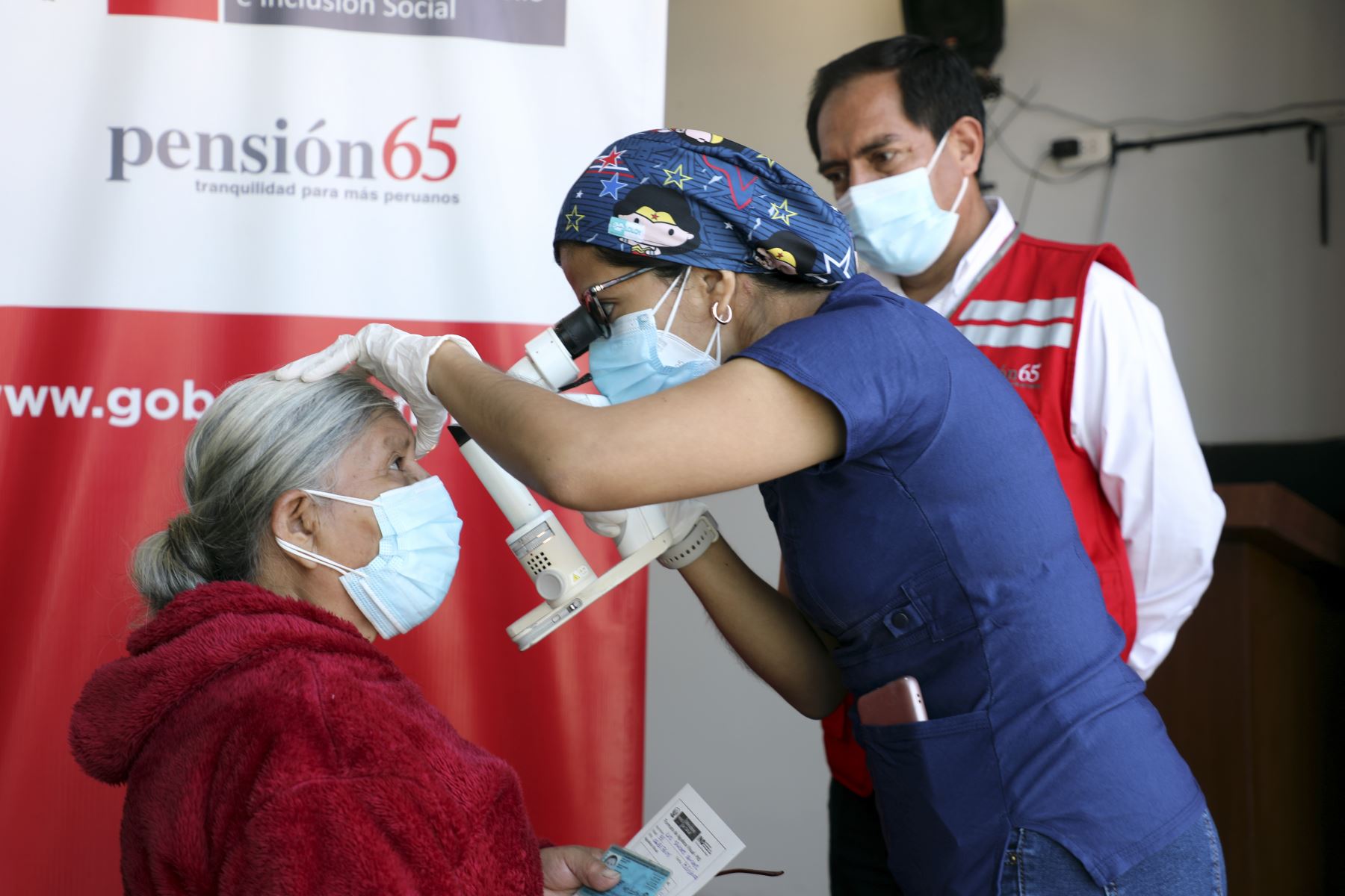 Pensión 65 y el INO reactivan trabajo articulado para operar de catarata a adultos mayores. Foto: ANDINA/Difusión