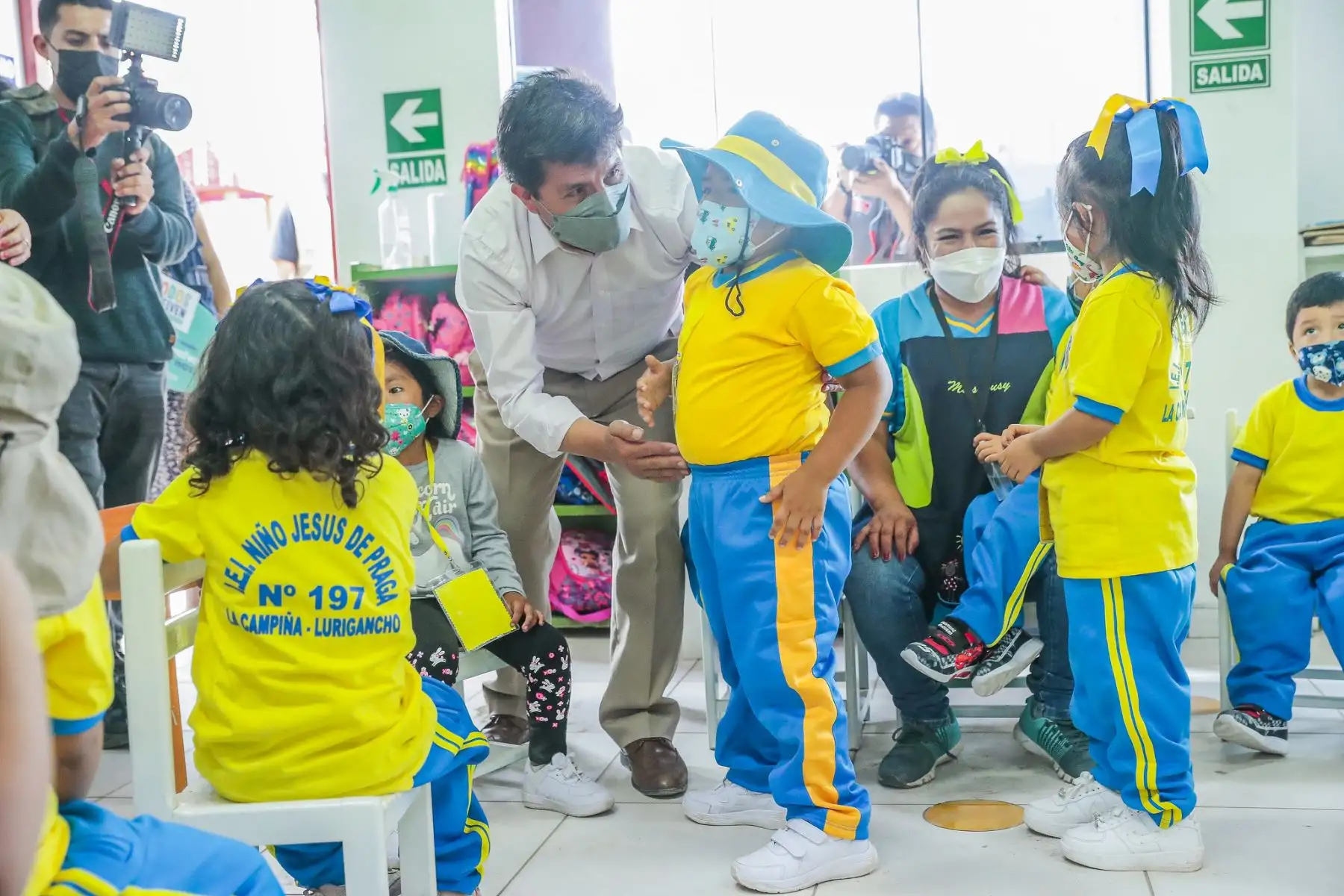 Jefe del Estado, Pedro Castillo, realiza inspección de las instalaciones de la IEI 197 Niño Jesús de Praga en el distrito de Lurigancho Chosica. Foto: ANDINA/ Prensa Presidencia