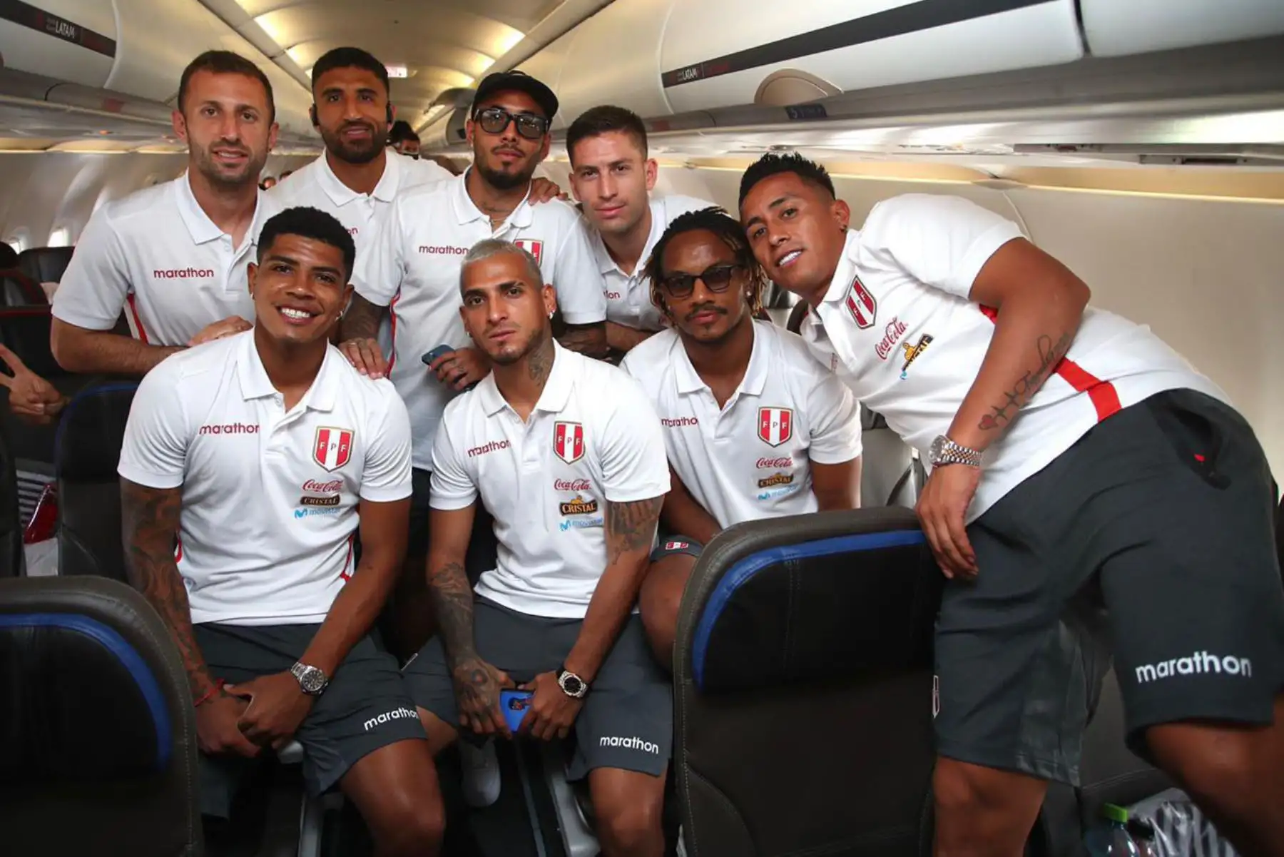 Integrantes de la Selección Peruana  rumbo a Uruguay por la jornada 17 de las eliminatorias  Mundial Catar 2022.
Foto: Selección Peruana