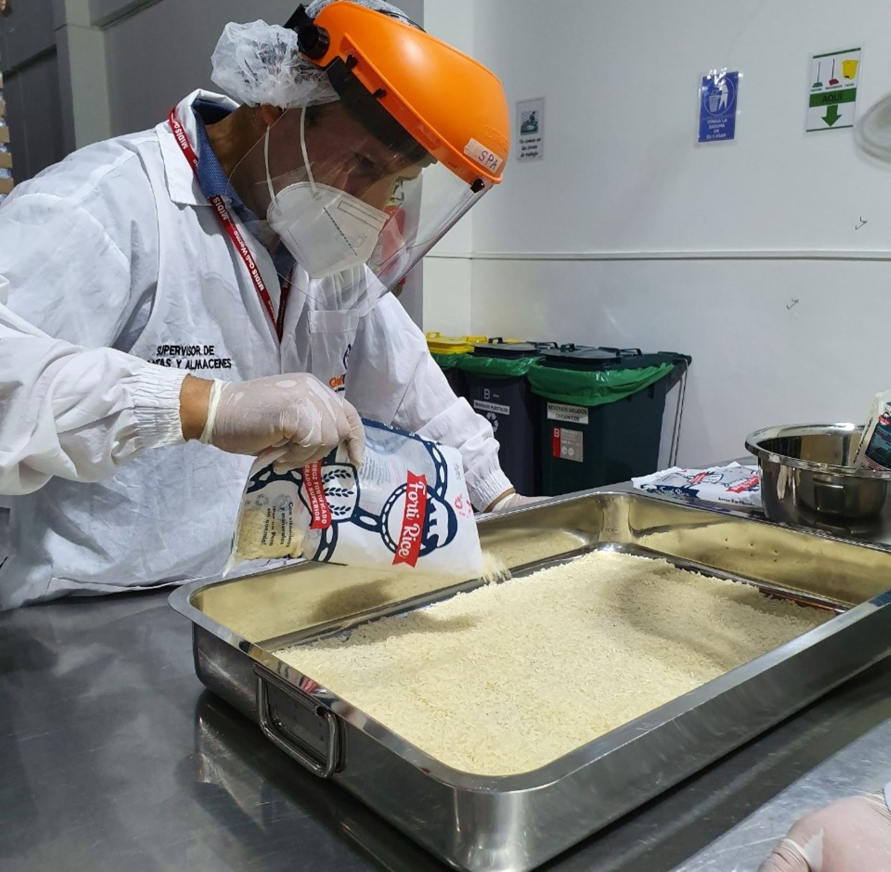 Qali Warma entregará 16,406 toneladas de arroz fortificado para escolares en el 2022