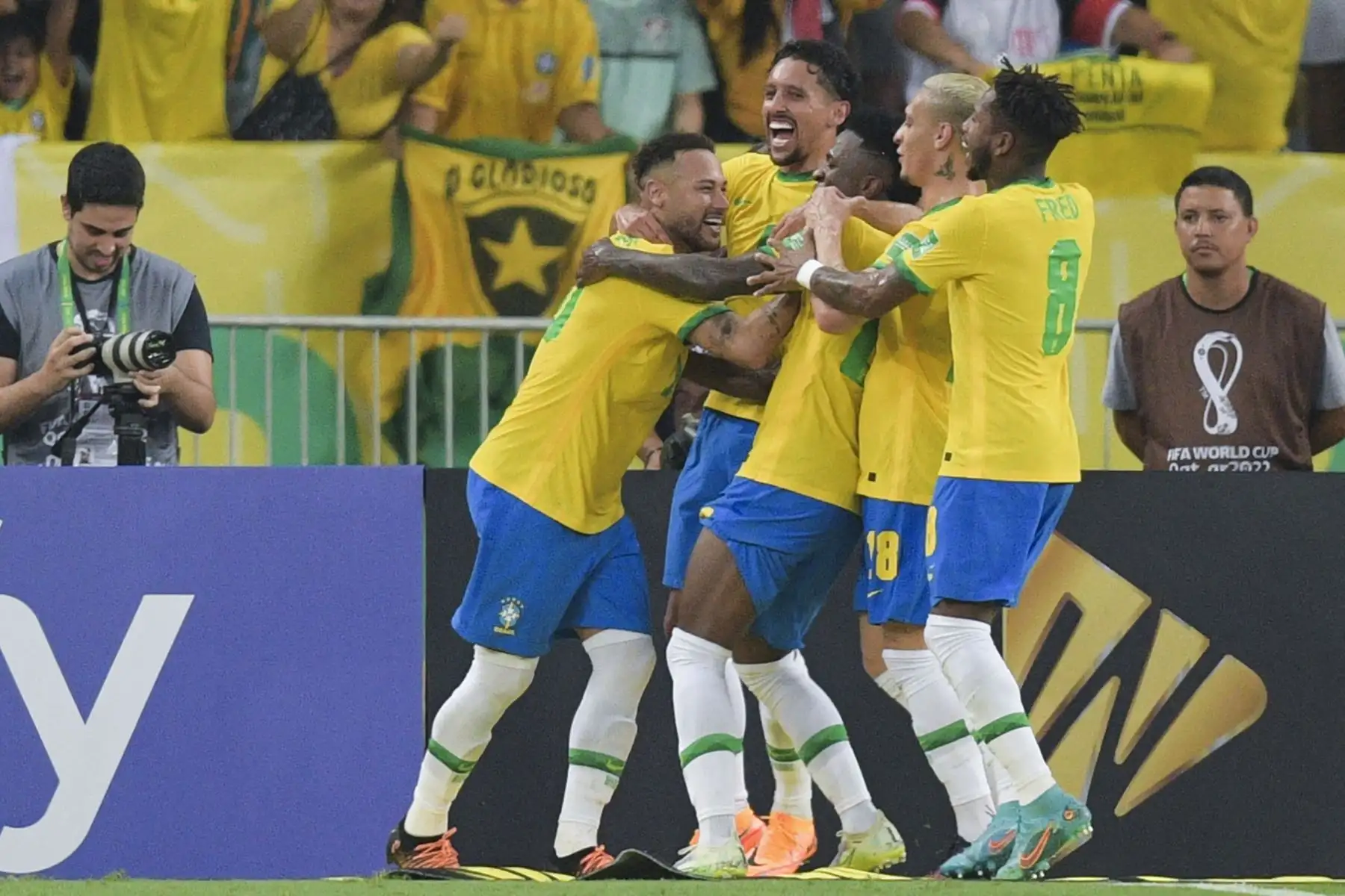 Neymar de Brasil celebra después de anotar contra Chile durante su partido de fútbol clasificatorio sudamericano para la Copa Mundial de la FIFA Catar 2022. Foto: AFP