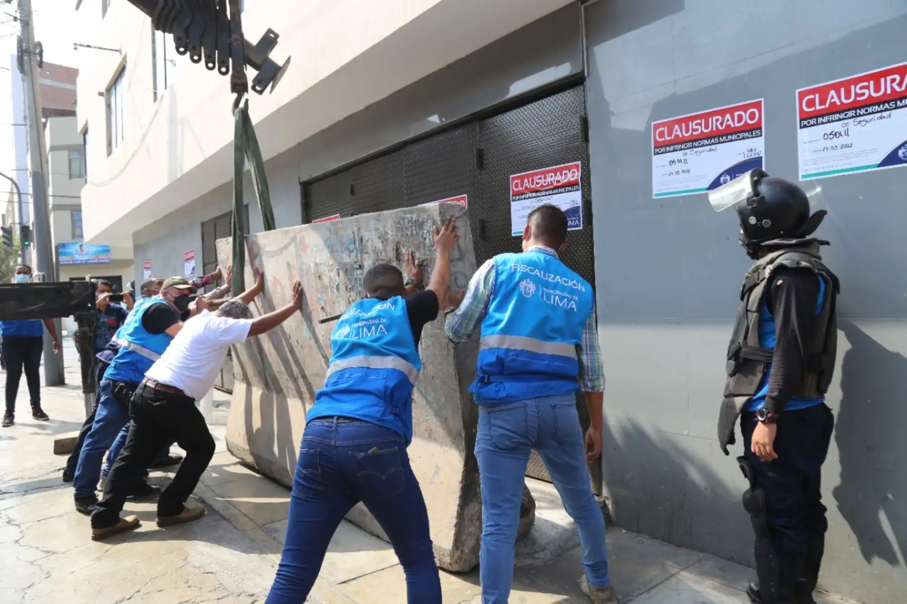 Este local fue cerrado por no contar con el Certificado de Inspección Técnica de Seguridad en Edificaciones y constituir un lugar de alto riesgo ante un incendio. Foto: ANDINA/Municipalidad Metropolitana de Lima.
