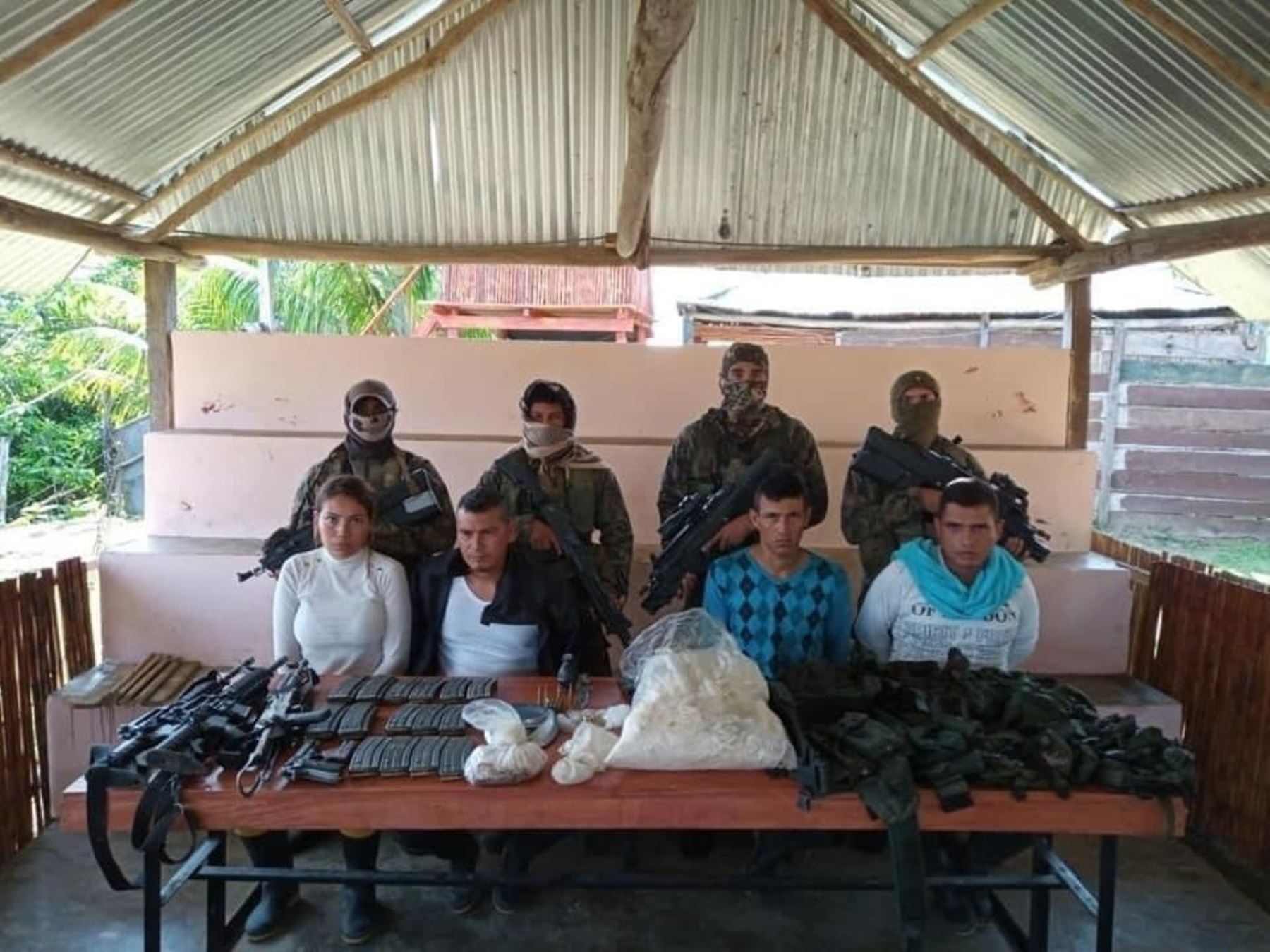 La Corte Superior de Justicia de Loreto condenó a 25 años de cárcel a tres ciudadanos colombianos por los delitos de tráfico ilícito de drogas y tenencia ilegal de armas.