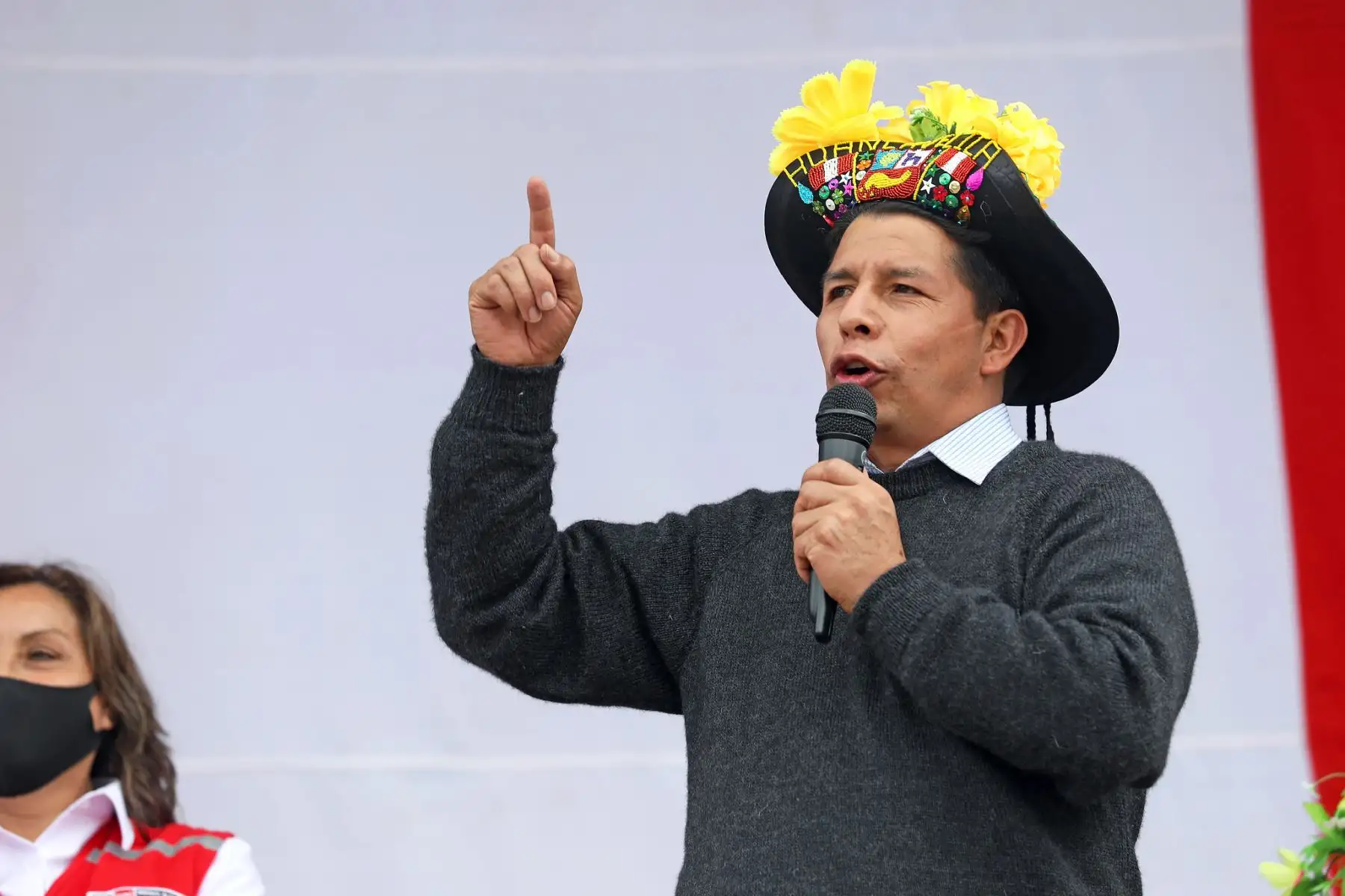 Presidente Pedro Castillo, sostiene encuentro con la población de Acobamba en la plaza de Armas de esta provincia de la región Huancavelica.
Foto: ANDINA/Prensa Presidencia