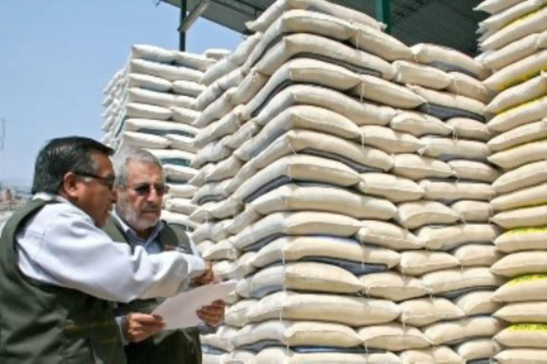 Según la Ley 31071 de Compras Estatales de Alimentos de origen en la agricultura familiar, se permite a las entidades públicas brindar alimentos a la población. Foto: internet.