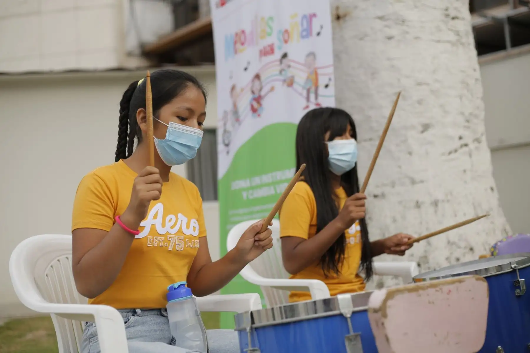La ministra de la Mujer, Diana Miloslavich, participó esta mañana en la campaña “Melodías para soñar" que promueve el Inabif para la donación de instrumentos musicales en favor de las personas que residen en albergues. Foto: ANDINA/MIMP