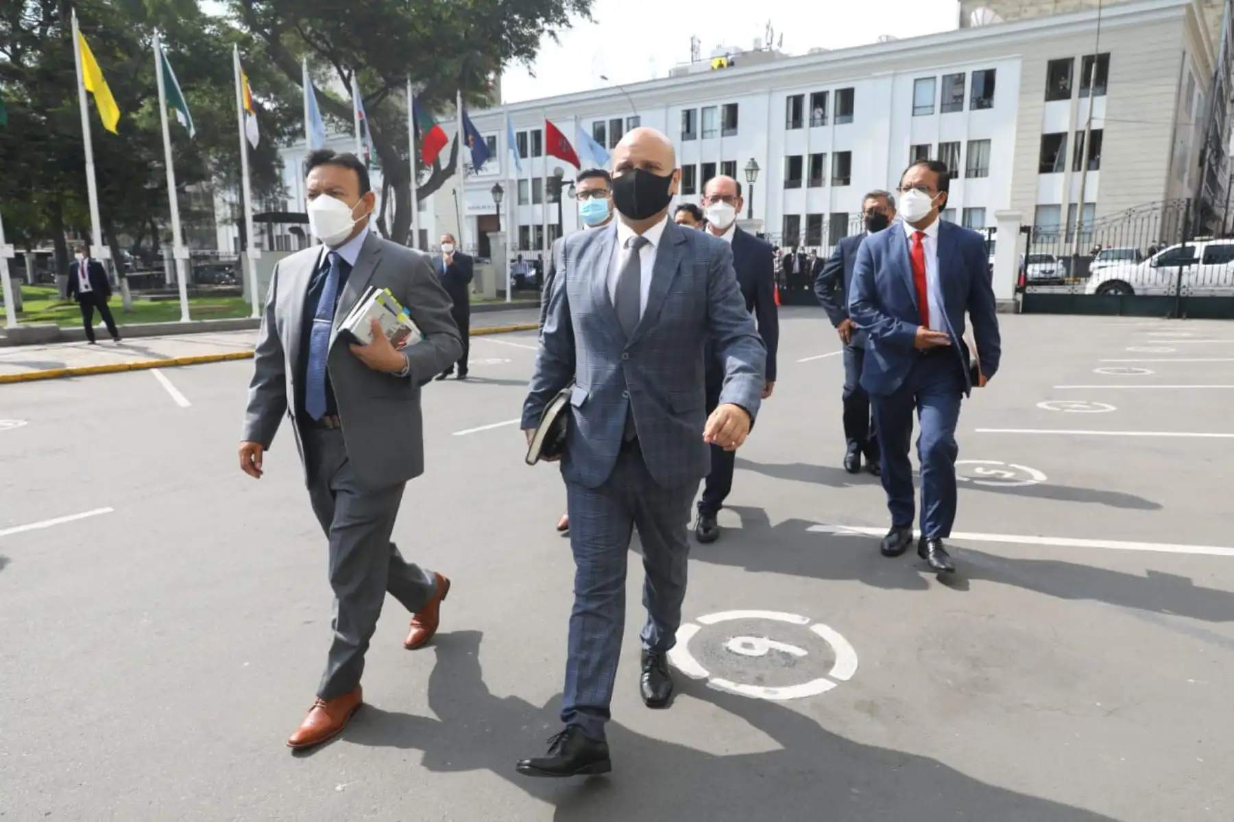 Ministros de Estado, asisten al  Congreso, donde se debatirá y votará la moción de vacancia. Foto: ANDINA/ Congreso