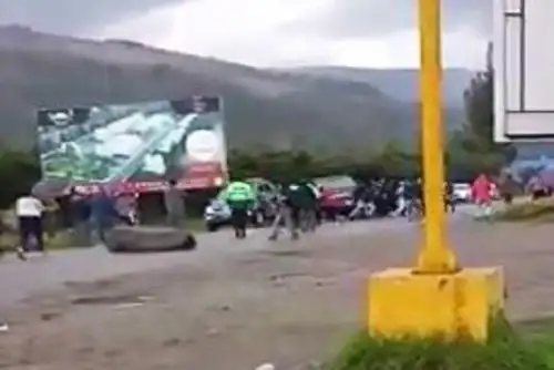 Los agentes de la Comisaría de Concepción trasladaron a Candy Magaly Hinostroza de la Cruz (31), quien estaba herida de gravedad, al centro de salud de la dicha provincia, donde solo certificaron su deceso porque expiró en el trayecto.