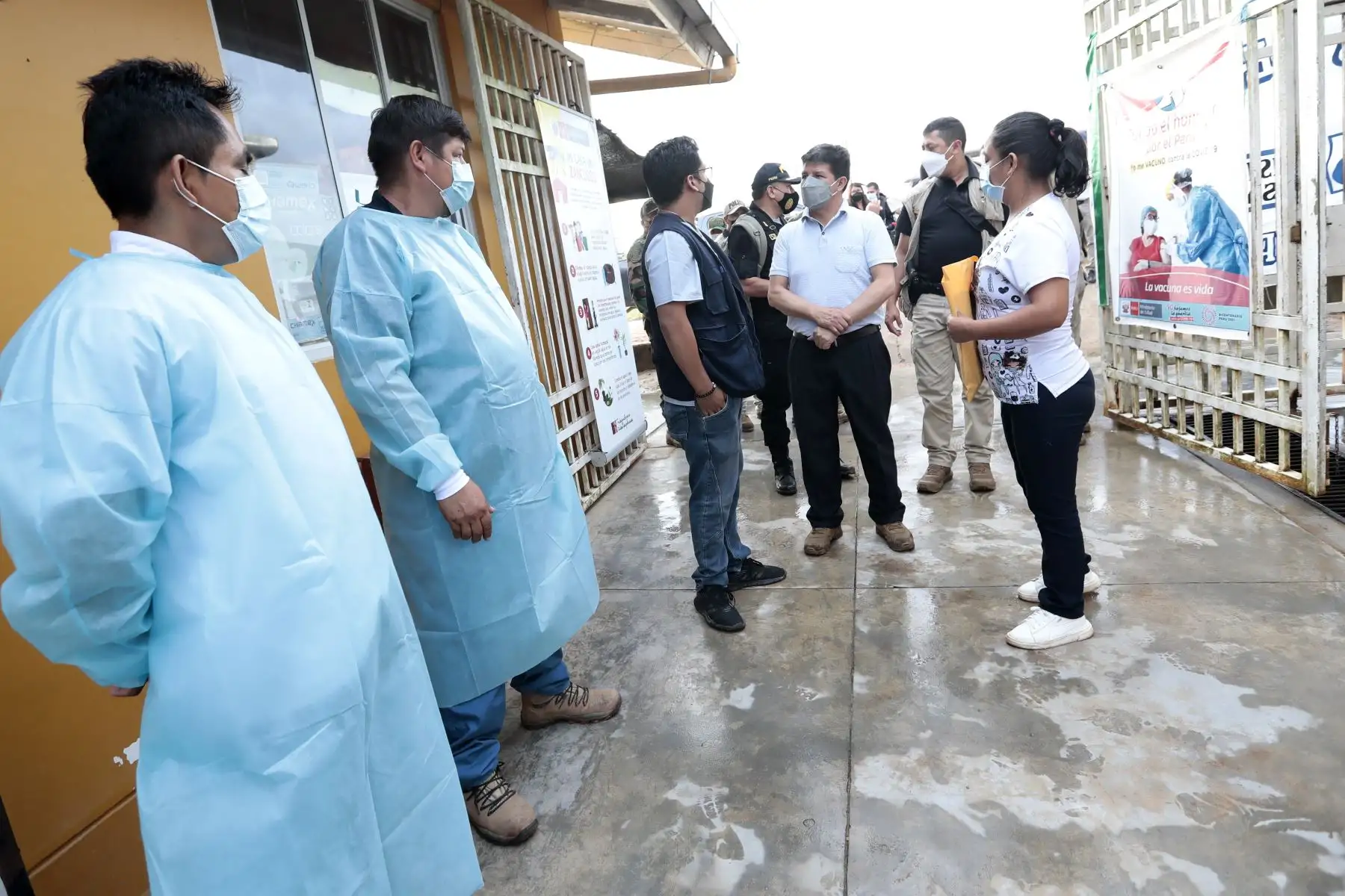 Mandatario Pedro Castillo supervisó el centro de salud del distrito de Puerto Bermúdez, en la región Pasco. Foto: ANDINA/ Prensa Presidencia