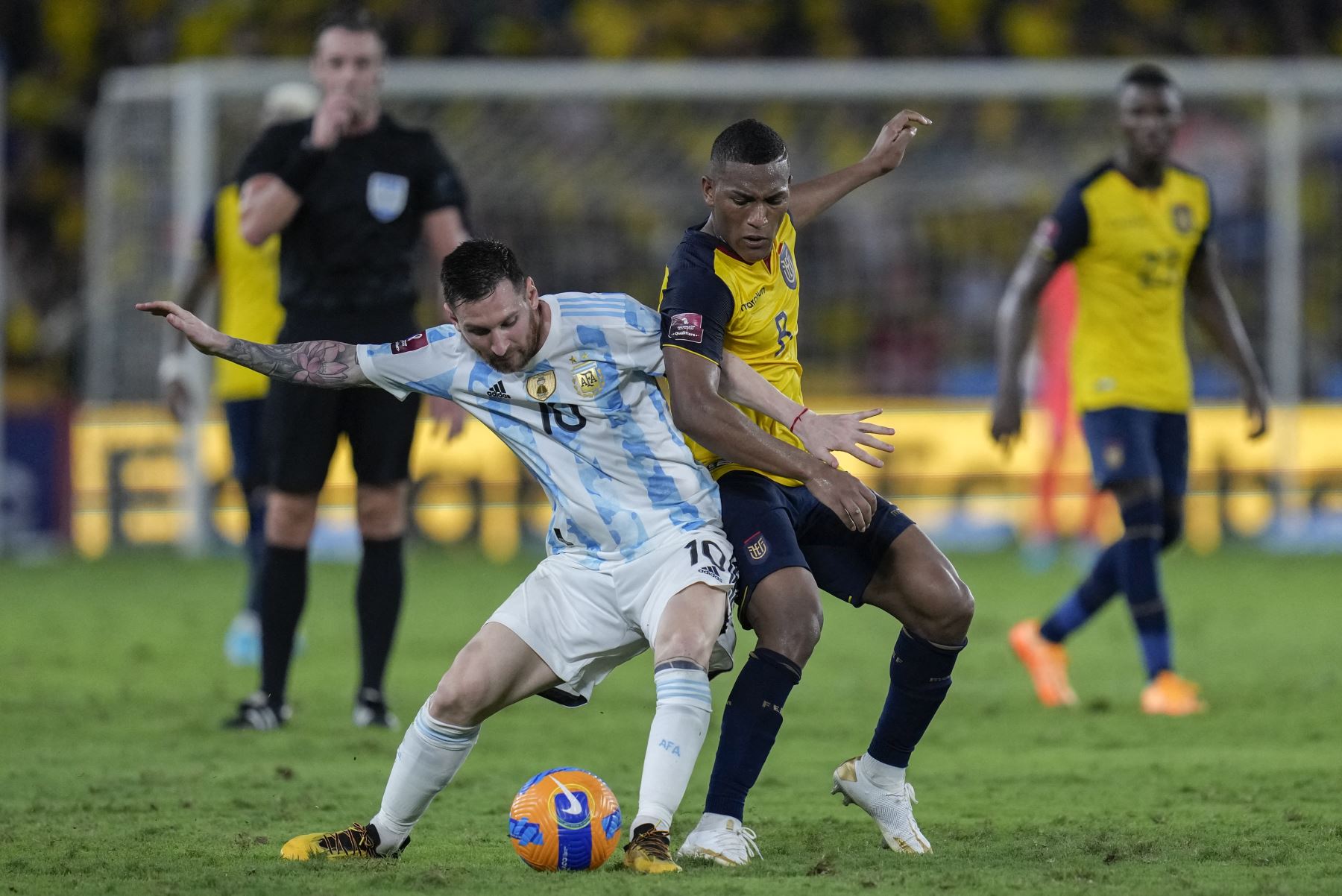 Argentina y Ecuador repartieron puntos en una Eliminatoria que hoy finalizó. Foto: AFP