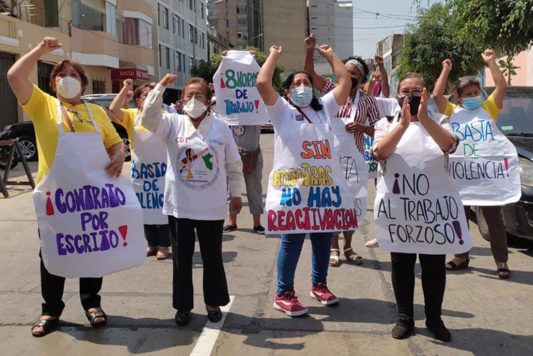 Trabajadoras del hogar protestan contra abusos laborales.