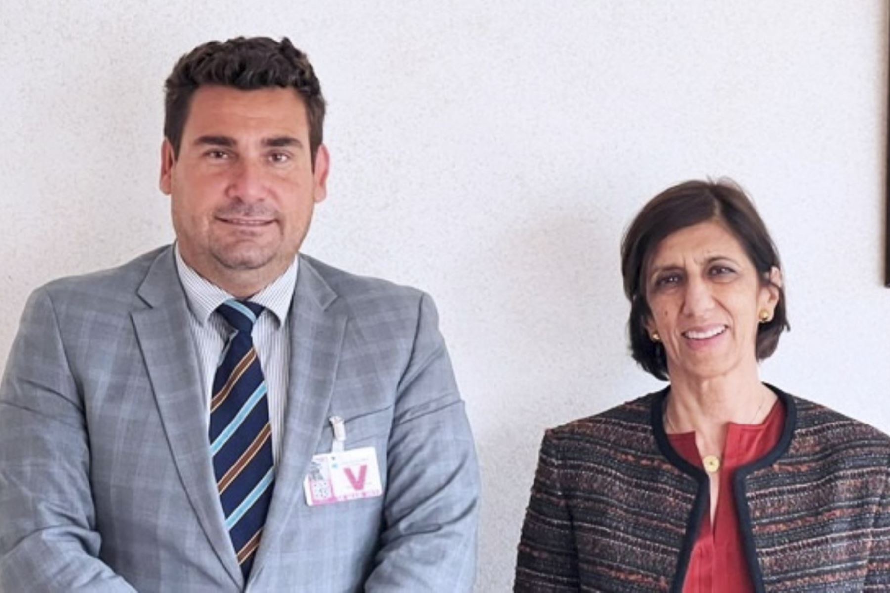 El presidente ejecutivo de Indecopi, Julián Palacín Gutiérrez, se reunió con la jefa de la Sección de Políticas de Competencia y Protección al Consumidor de Unctad, Teresa Moreira.