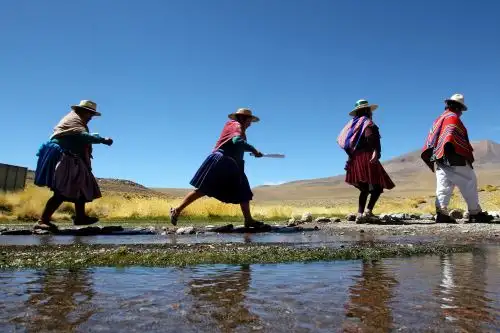 El Silala tiene una extensión de 10 km, seis de los cuales cruzan a territorio chileno. Foto: AFP