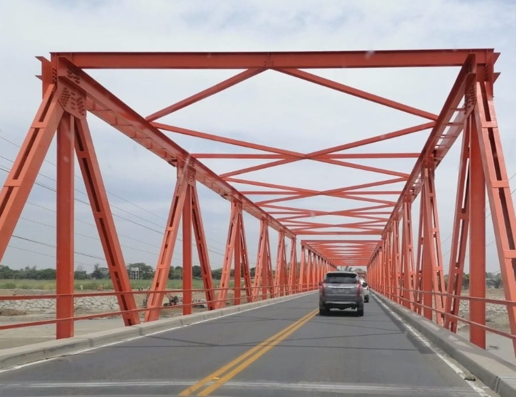 La Contraloría afirmó que la rehabilitación de la Autopista del Sol en Lambayeque está inconclusa.