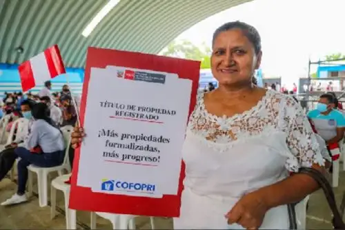Las familias se convierten en propietarias con los títulos inscritos y consiguen seguridad jurídica.