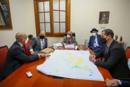 Premier Aníbal Torres se reunió con director general de Cálidda.