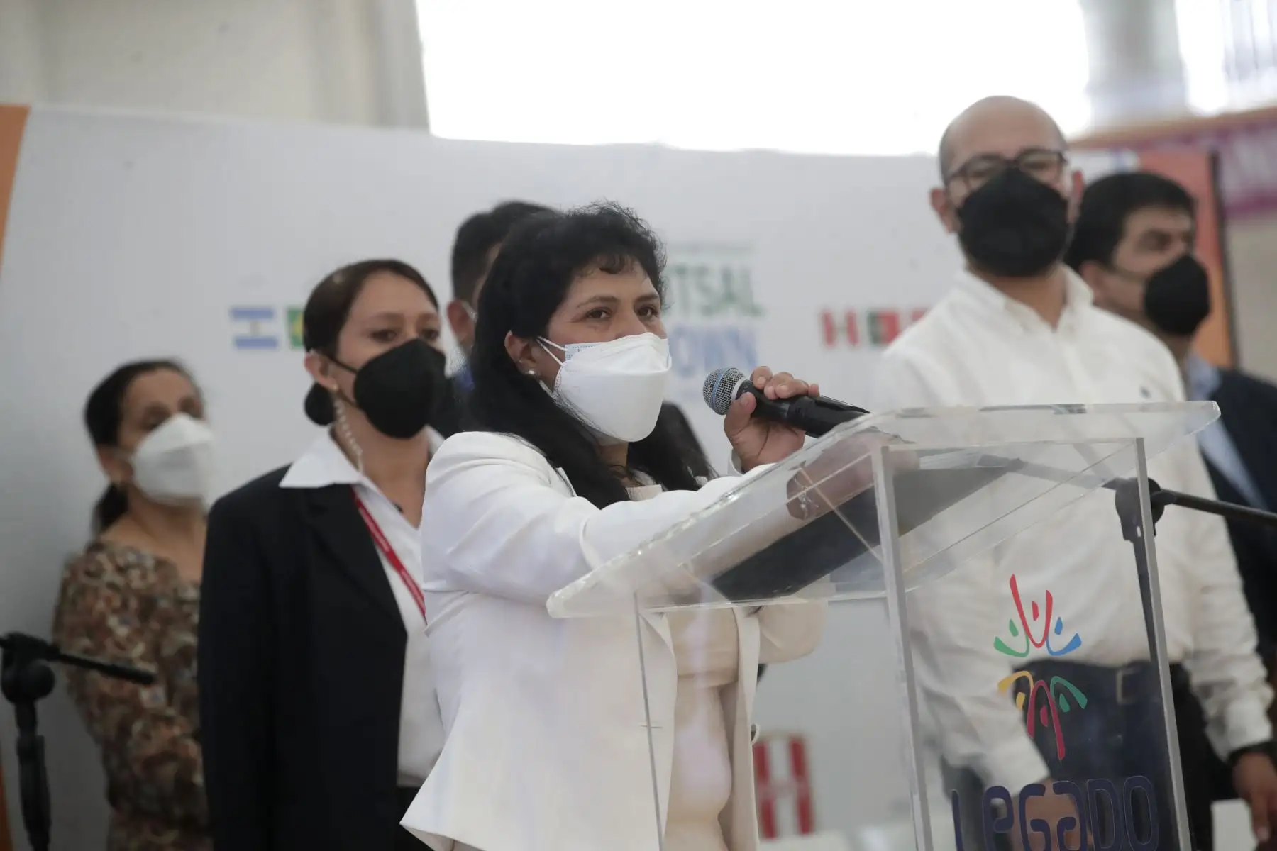 El presidente de la República, Pedro Castillo, inaugura la Tercera Copa del mundo de Futsal Down - Lima 2022, en la sede de la Videna. Lo acompaña la Primera Dama, Lilia Paredes. Foto: ANDINA/Prensa Presidencia