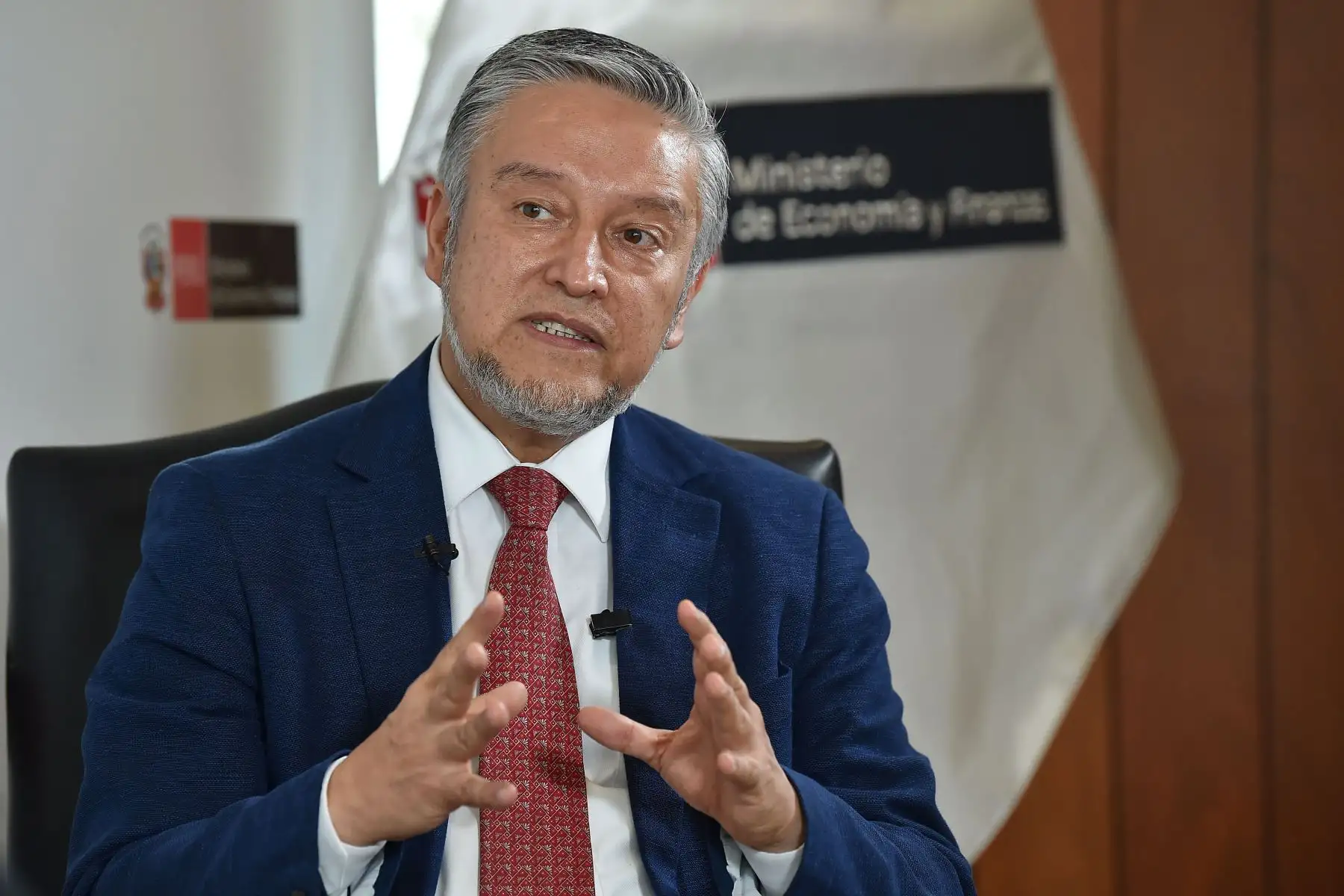 Ministro de Economía y Finanzas, Óscar Graham. ANDINA/Eddy Ramos
