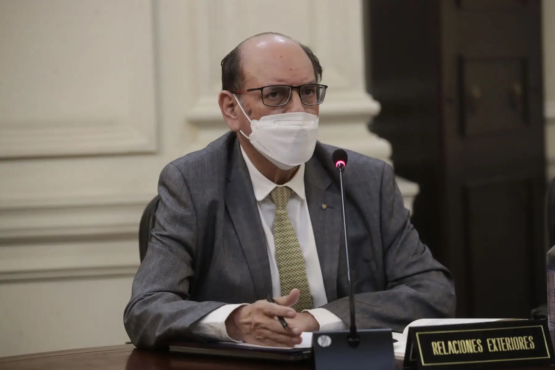El jefe de Estado, Pedro Castillo, lidera una sesión extraordinaria del Consejo de Ministros para evaluar y atender las demandas de diversos sectores del país. Se buscan soluciones a través del diálogo y el entendimiento. Foto: ANDINA/Prensa Presidencia