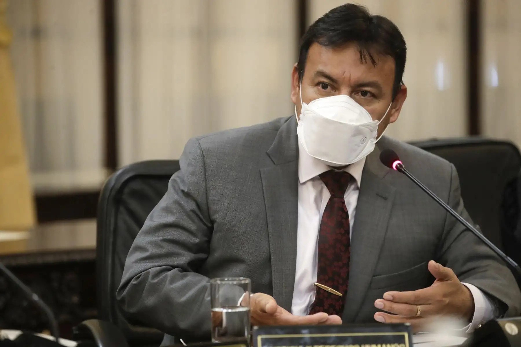 El jefe de Estado, Pedro Castillo, lidera una sesión extraordinaria del Consejo de Ministros para evaluar y atender las demandas de diversos sectores del país. Se buscan soluciones a través del diálogo y el entendimiento. Foto: ANDINA/Prensa Presidencia