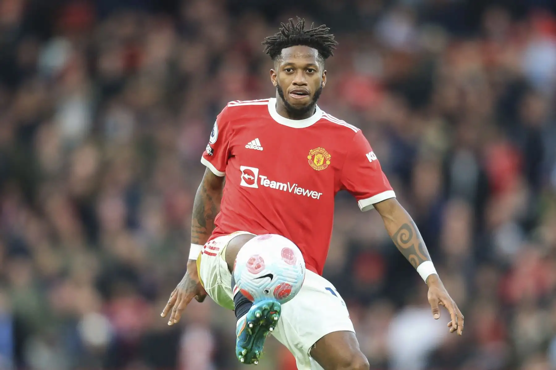 Fred, el mediocampista brasileño del Manchester United, durante el partido de la Premier League. Foto: AFP