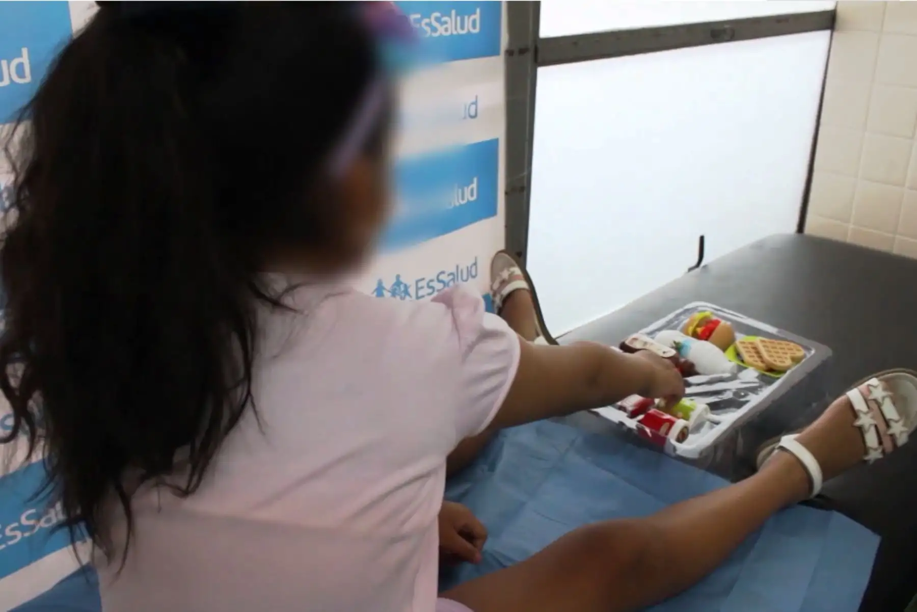 Conoce las señales y alarmas para saber si tu hijo tiene autismo. Foto: ANDINA/difusión.