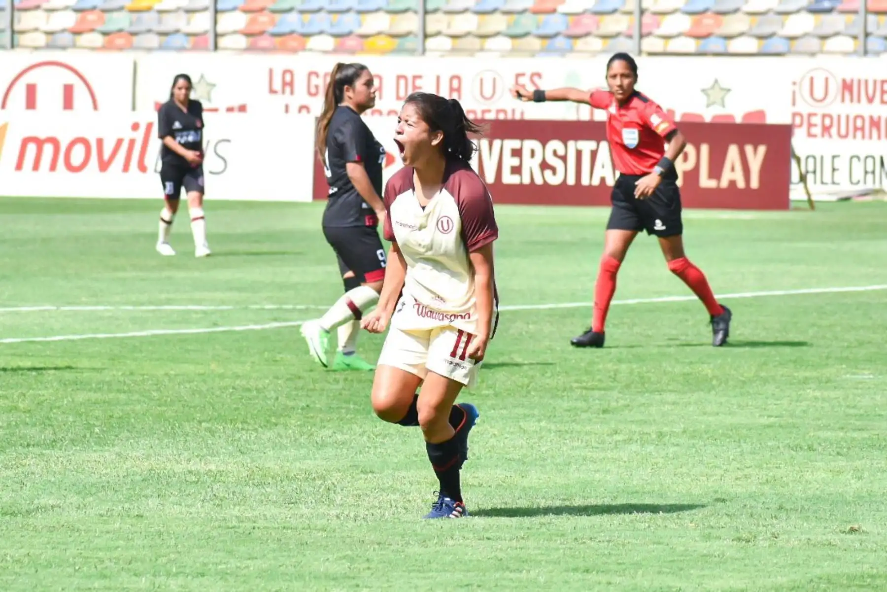 El equipo femenino de Universitario de Deportes goleó 6-0 a UTC en el inicio de la Liga Femenina 2022. El partido se jugó en el Estadio Monumental. Foto: FPF