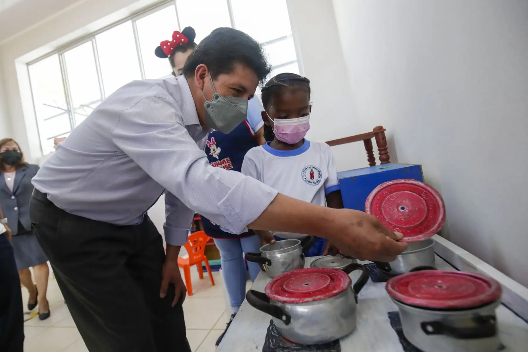 El presidente de la República, Pedro Castillo, inauguró esta mañana la Institución Educativa Inicial N° 014 “San Pedro Apóstol”, en Tumbes. Foto: ANDINA/Prensa Presidencia