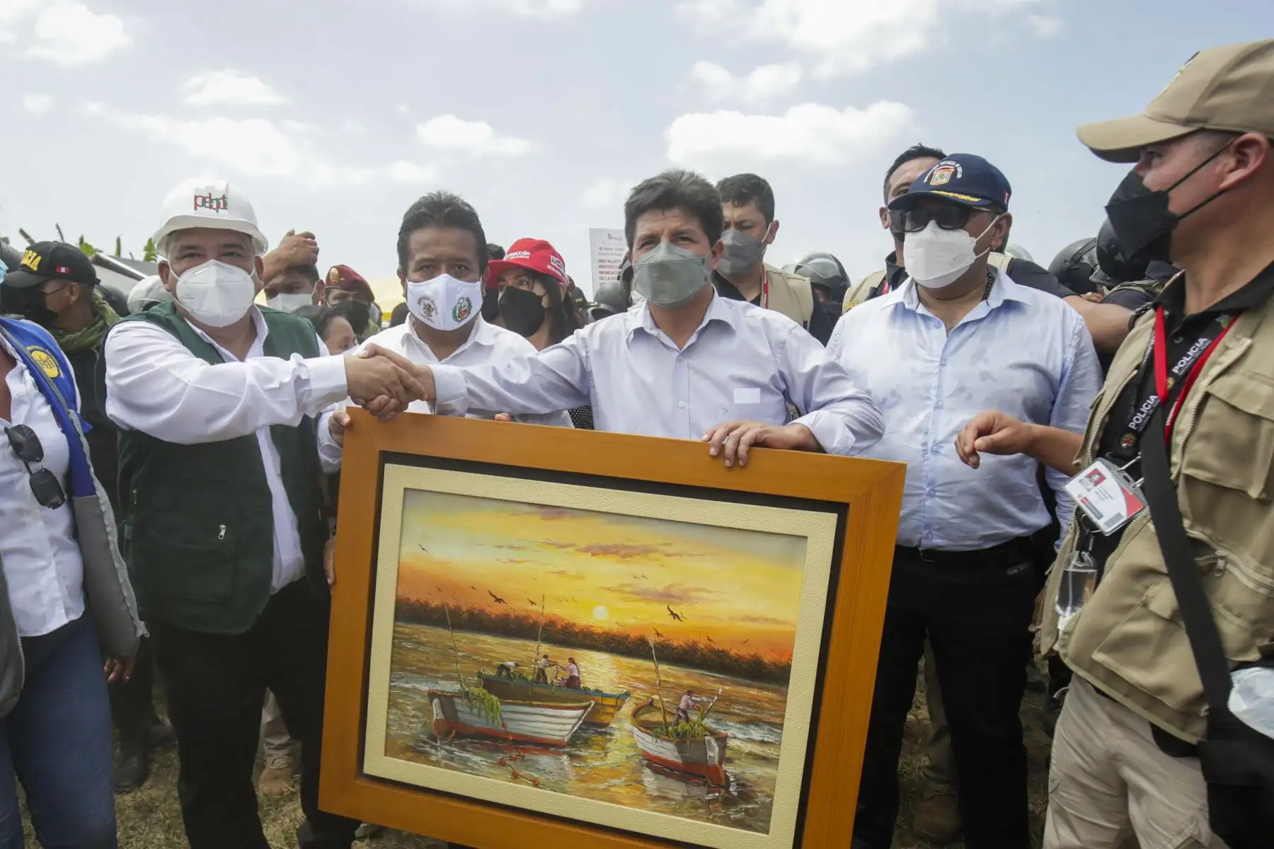 El presidente Pedro Castillo inaugura la bocatoma La Palma y la defensa ribereña en el río Zarumilla, región Tumbes. Foto: ANDINA/Prensa Presidencia