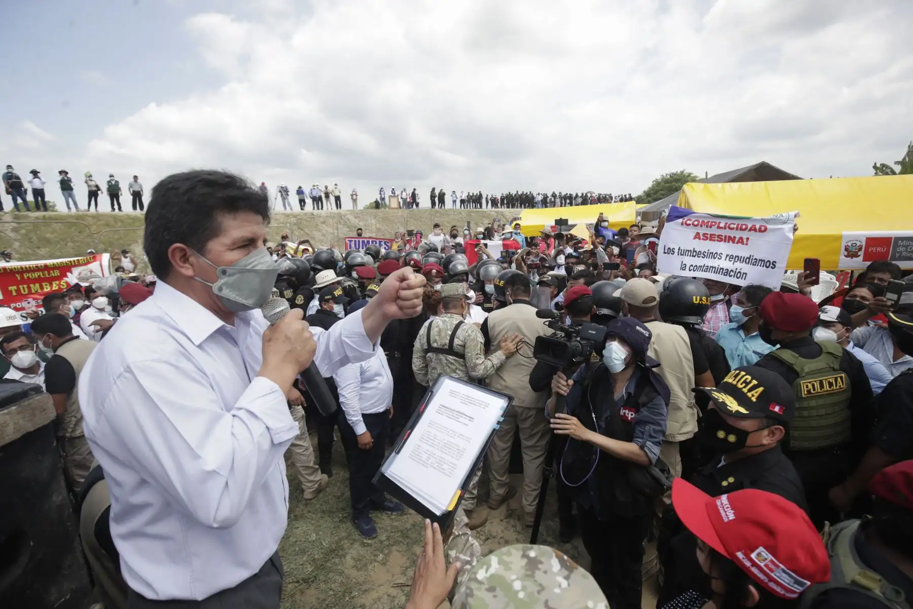 El presidente Pedro Castillo inaugura la bocatoma La Palma y la defensa ribereña en el río Zarumilla, región Tumbes. Foto: ANDINA/Prensa Presidencia