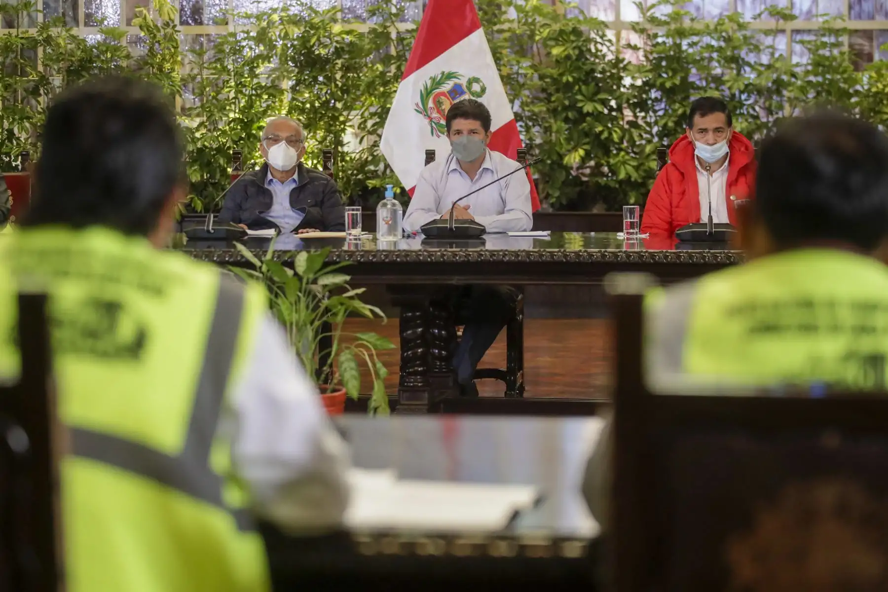 Mandatario se reunió con dirigentes de gremios de transportistas de carga en Palacio de Gobierno. Foto: ANDINA/Prensa Presidencia