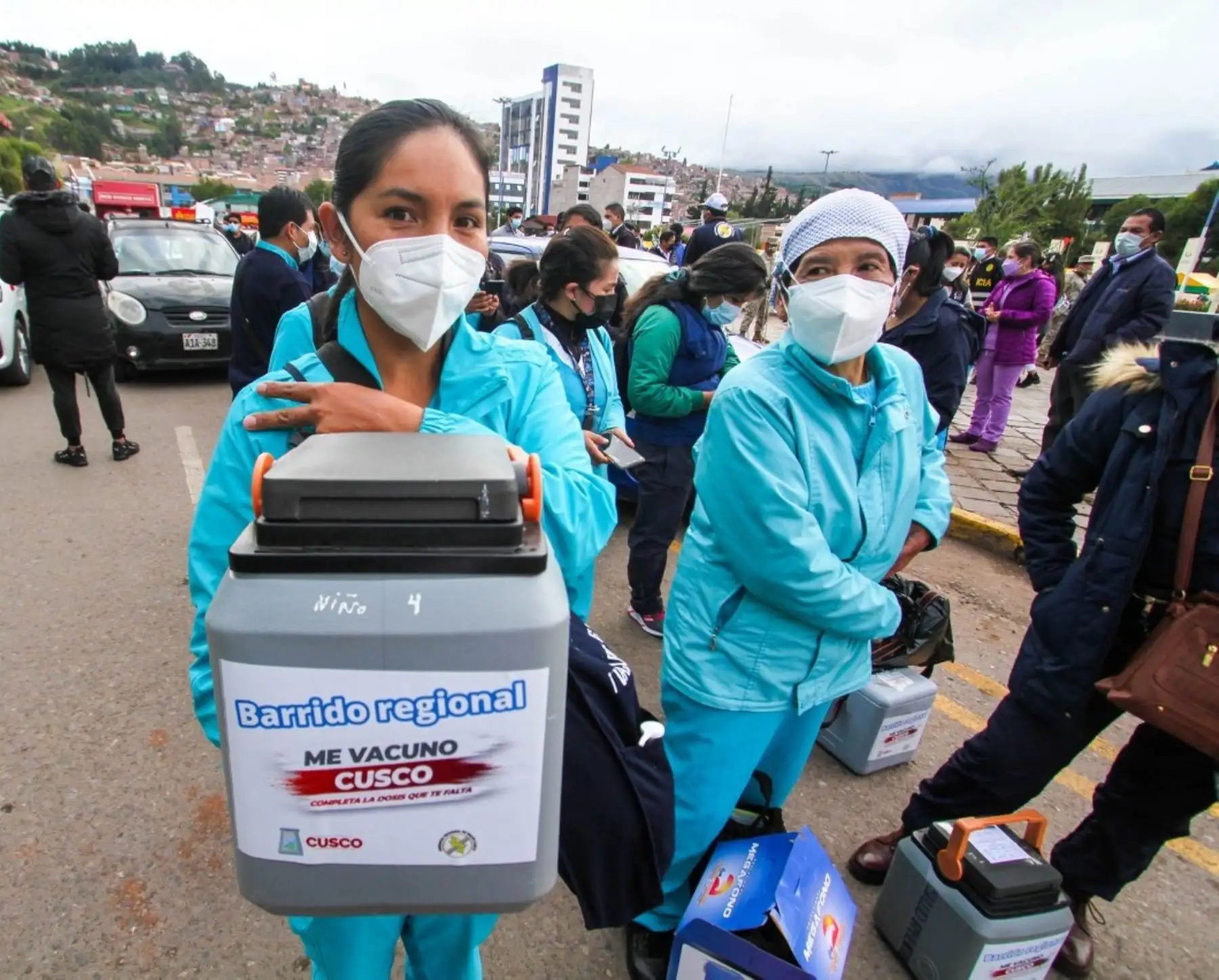 Más de 25,000 cusqueños recibieron la vacuna contra el covid-19 durante campaña de inmunización que se desarrolló ayer en las 13 provincias de esta región. Foto: ANDINA/Difusión.