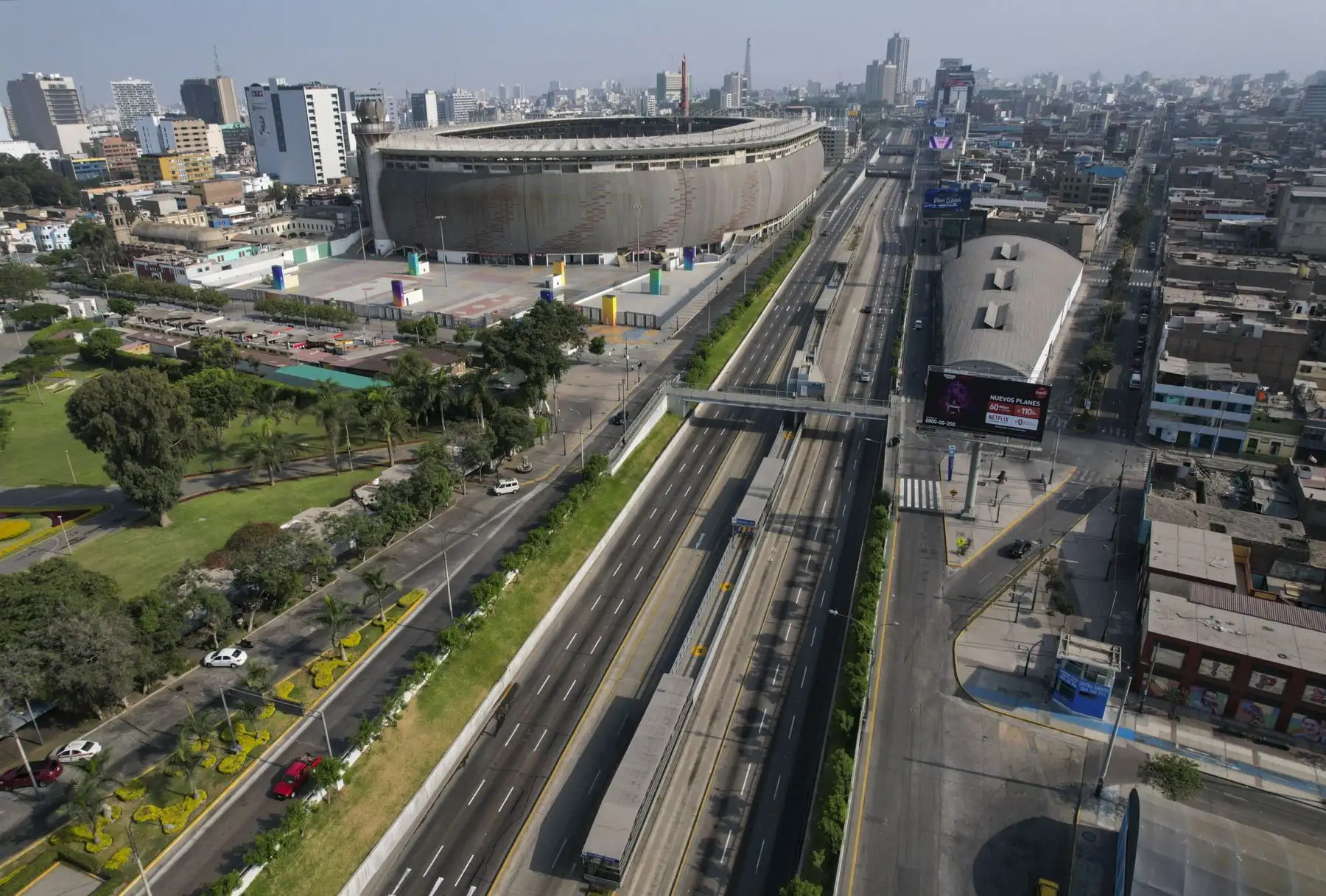 Estado de Emergencia en Lima y Callao. Vista panorámica la Vía Expresa. Foto: ANDINA/Renato Pajuelo