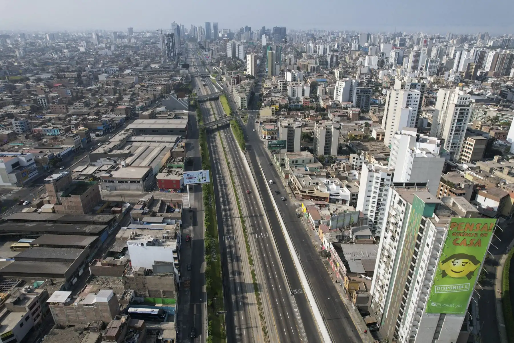 Estado de Emergencia en Lima y Callao. Vista panorámica la Vía Expresa. Foto: ANDINA/Renato Pajuelo