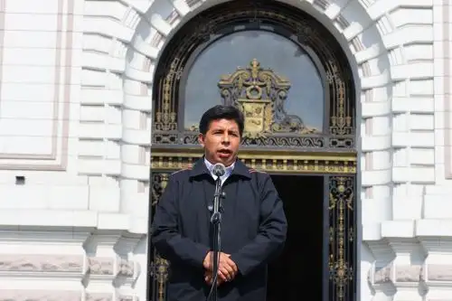 Presidente Castillo llega al Congreso para reunión con parlamentarios. Foto: ANDINA/ Andrés Valle