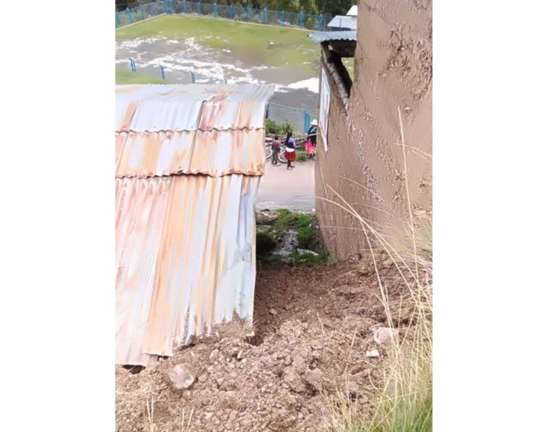 El COER Áncash reportó dos viviendas afectadas por deslizamiento a consecuencia de las lluvias intensas que afecta al distrito de Huayllán, provincia de Pomabamba. ANDINA/Difusión