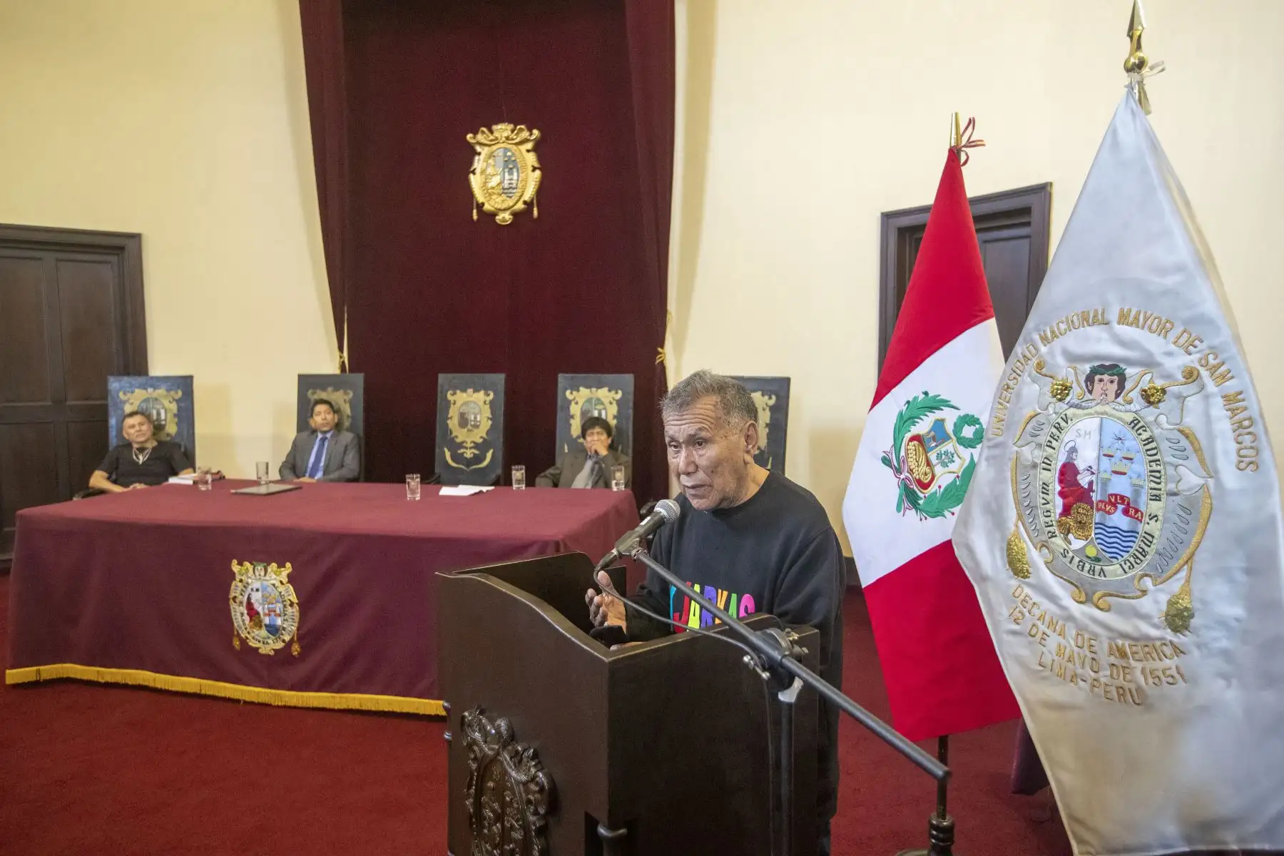 Universidad Nacional Mayor de San Marcos rinde homenaje y condecora a Los Kjarkas de Bolivia  por sus 50 años de trayectoria. Foto: ANDINA/Carla Patiño