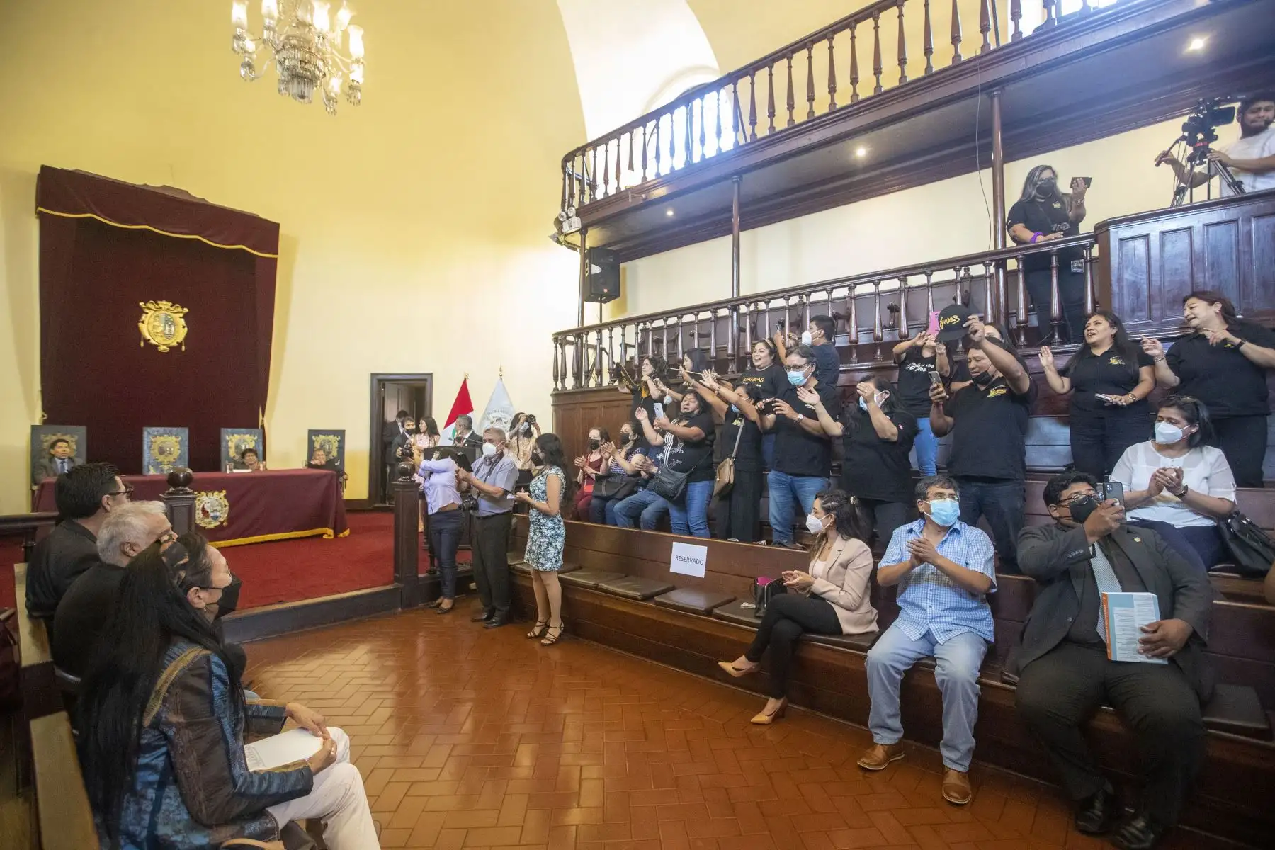 Universidad Nacional Mayor de San Marcos rinde homenaje y condecora a Los Kjarkas de Bolivia  por sus 50 años de trayectoria. Foto: ANDINA/Carla Patiño