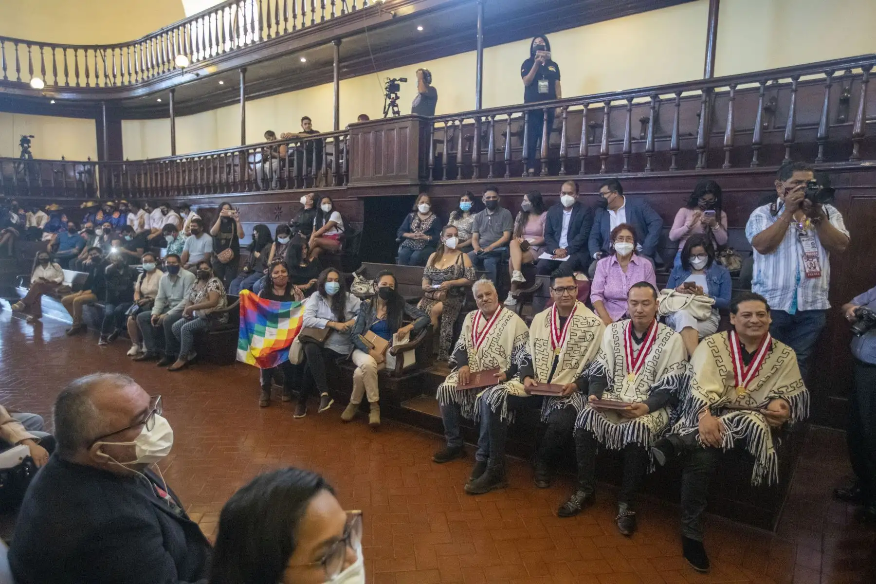 Universidad Nacional Mayor de San Marcos rinde homenaje y condecoró a Los Kjarkas de Bolivia  por sus 50 años de trayectoria. Foto: ANDINA/Carla Patiño