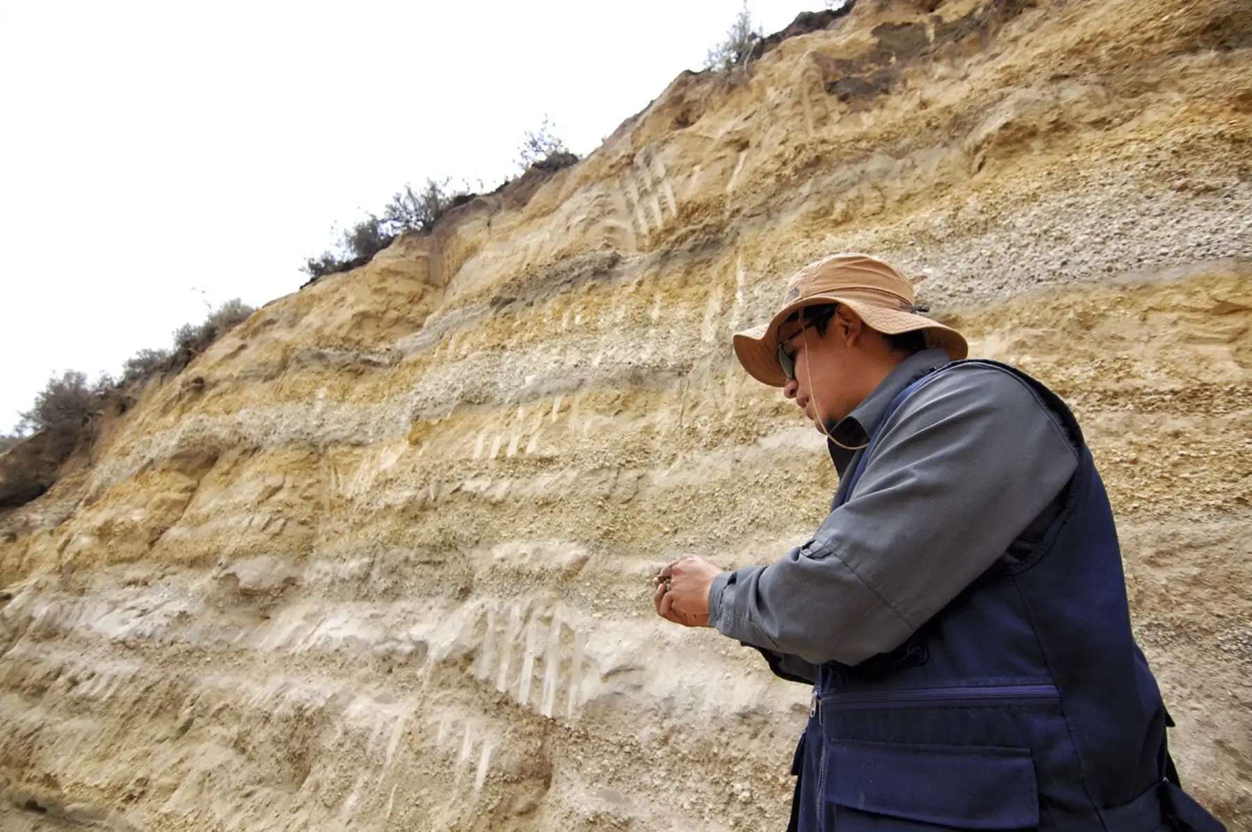 Investigadores del Ingemmet actualizan el mapa de peligros del volcán Misti, región Arequipa. Foto: ANDINA/Ingemmet.