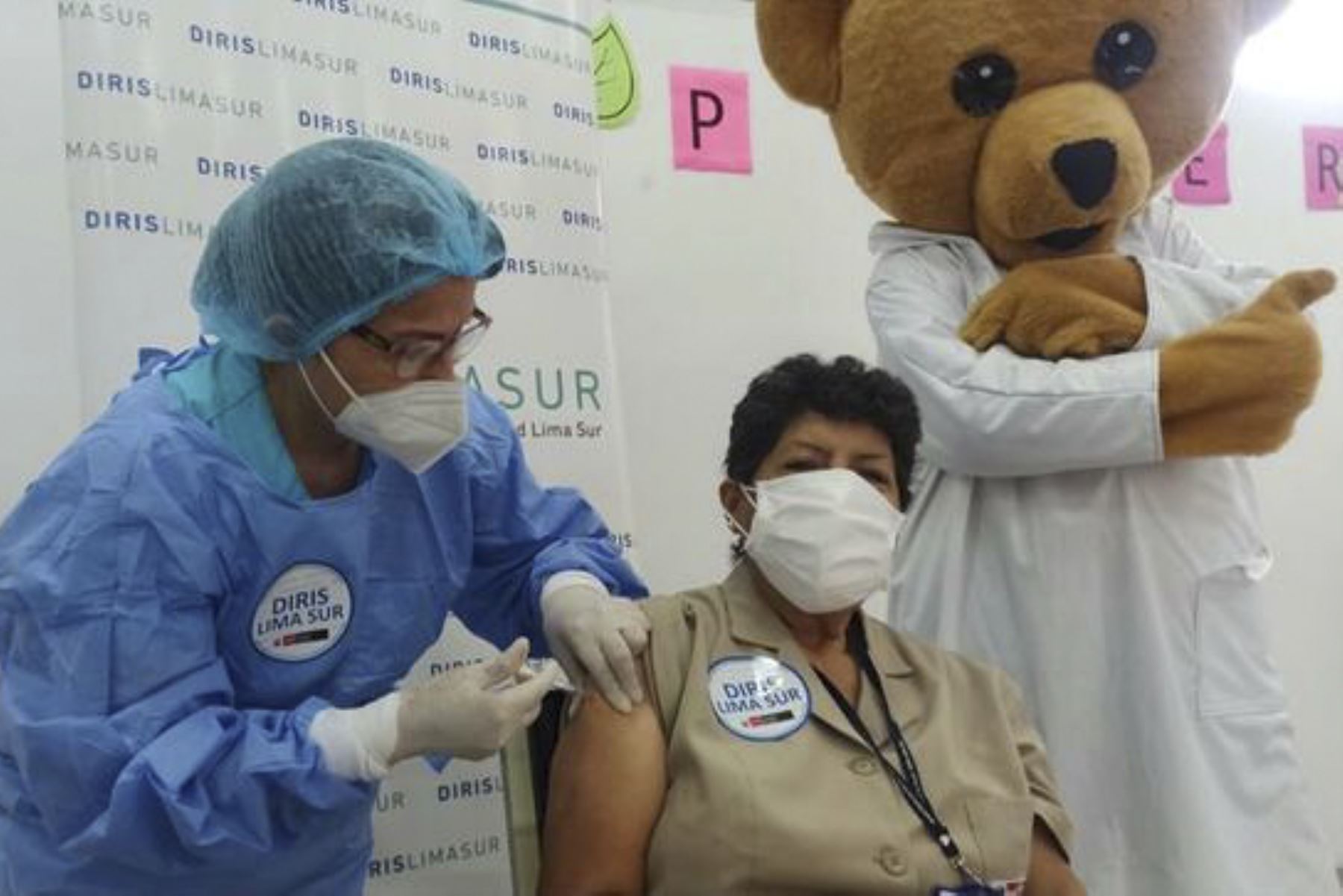 Personal de la Diris Lima Sur inició vacunación de la cuarta dosis. Foto: Minsa