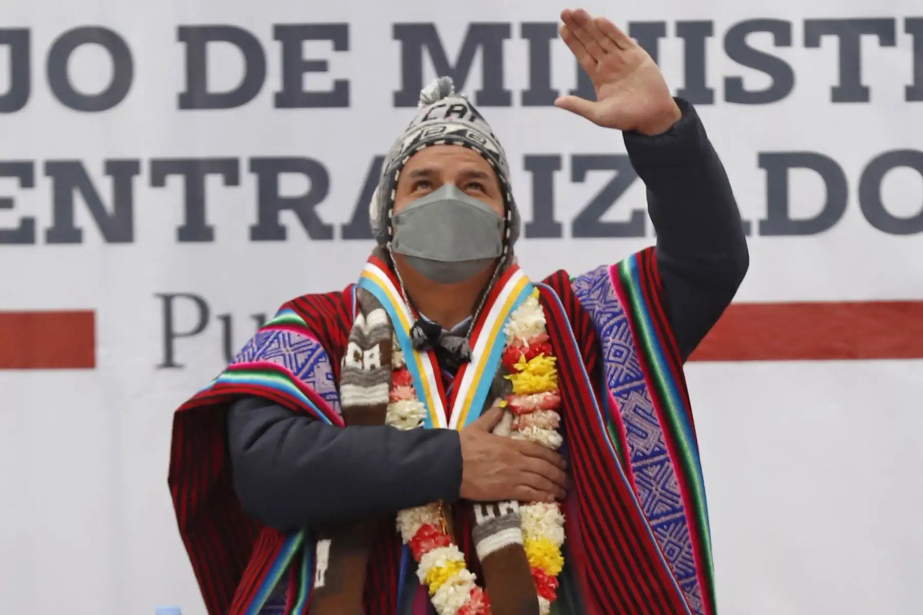 El presidente Pedro Castillo, ministros de Estado, autoridades, congresistas y dirigentes sociales, se desarrolla el V Consejo de Ministros Descentralizado en Huancané, Puno. Foto: ANDINA/ Prensa Presidencia